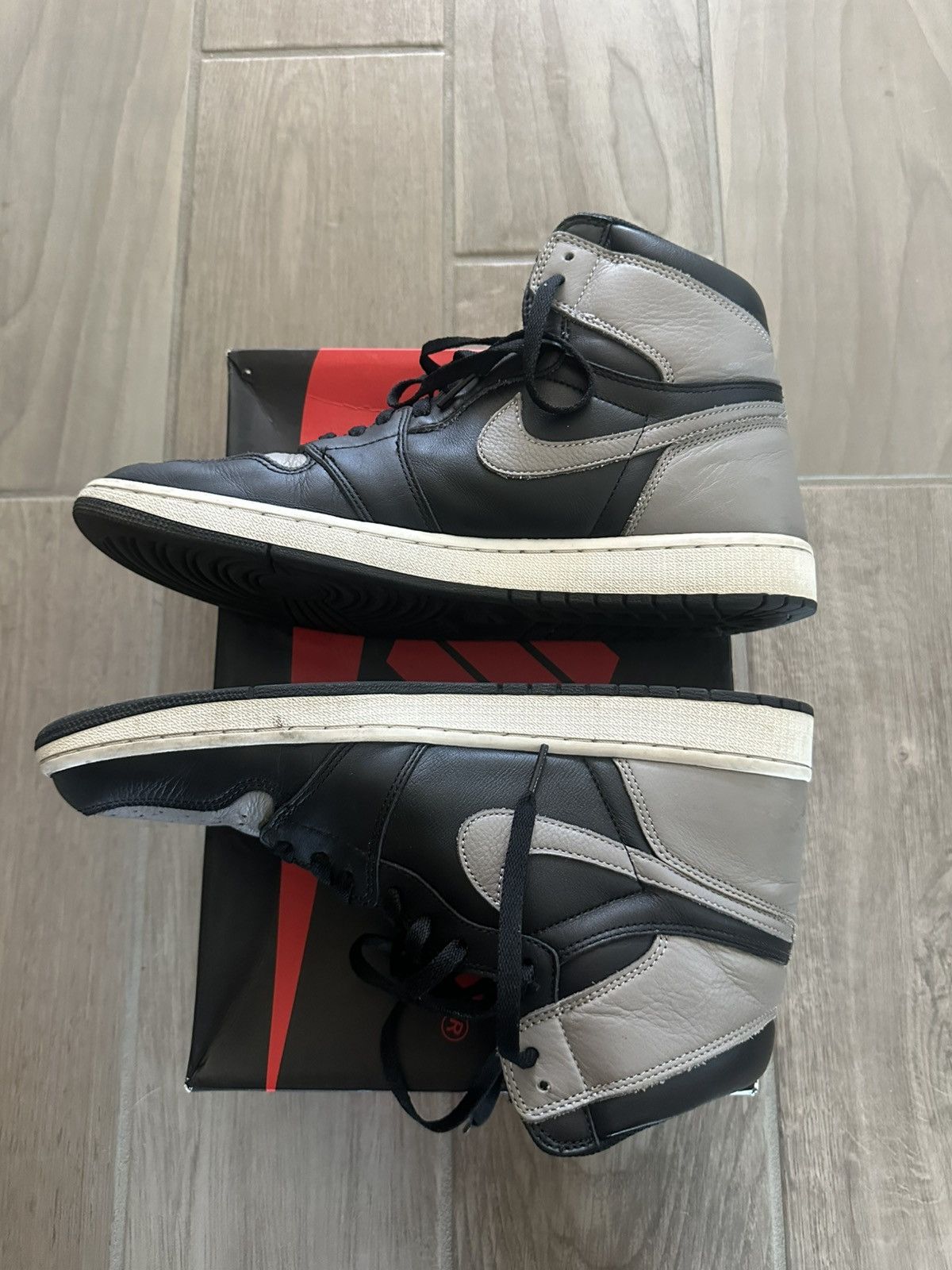 Jordan Brand OG Jordan 1 Shadow Size US 13 / EU 46 - 3 Thumbnail