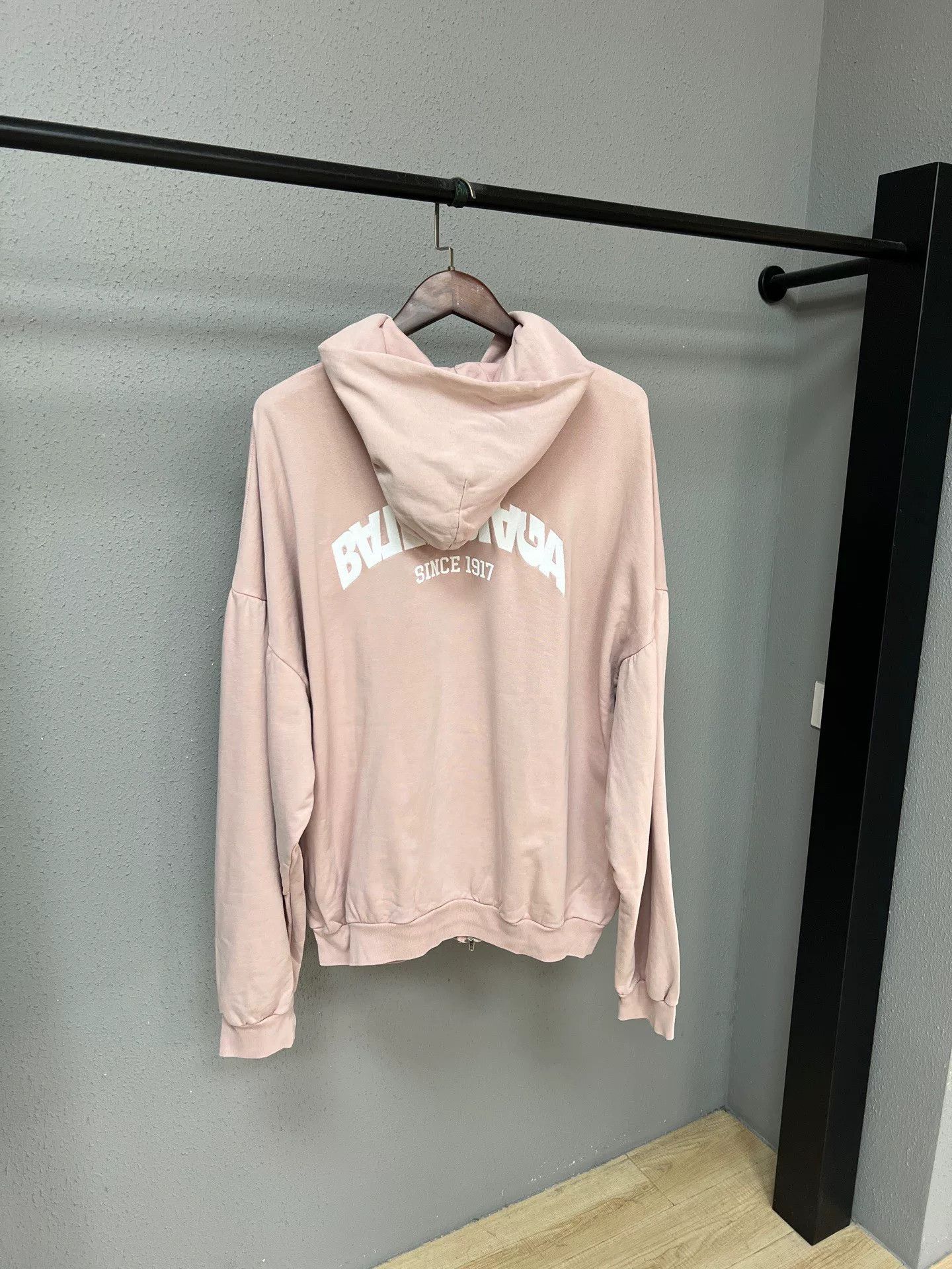 Balenciaga balenciaga pink zip jacket Size S / US 4 / IT 40 - 1 Thumbnail