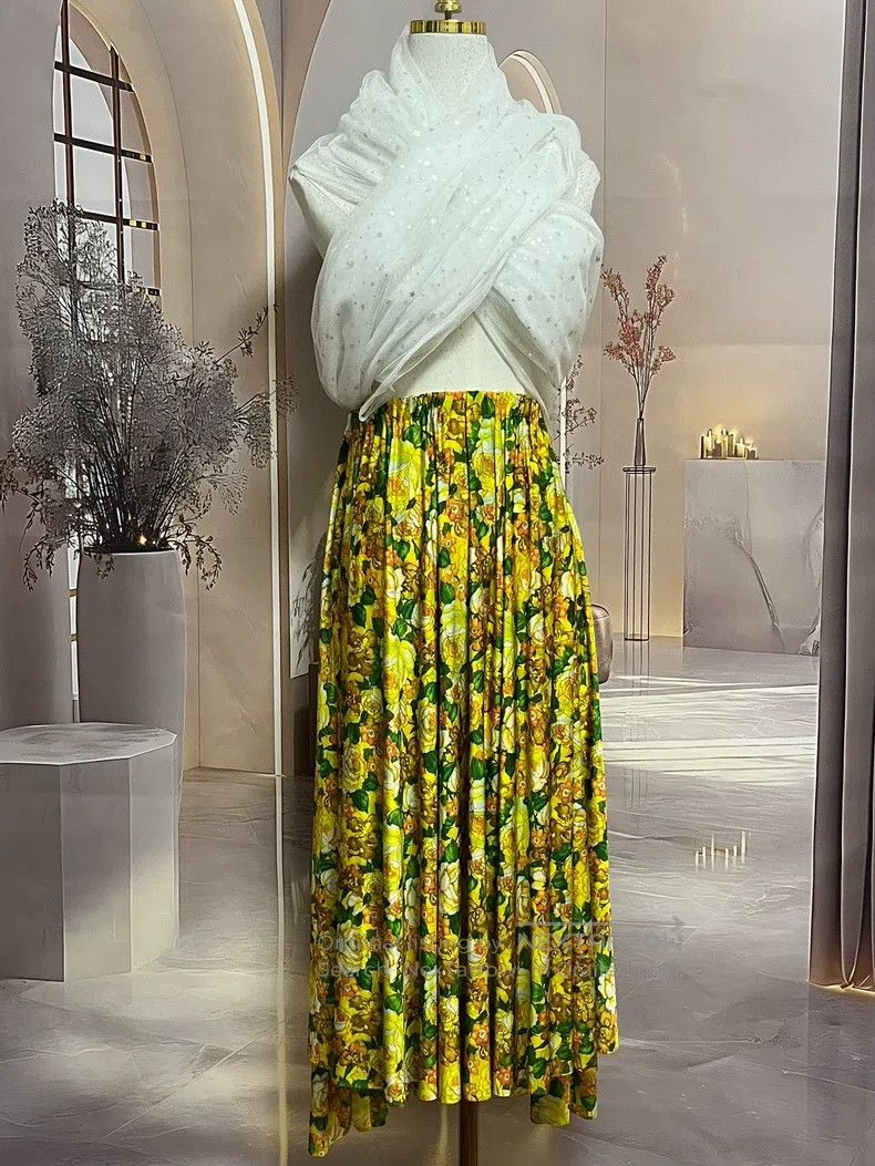 Vetements Vetements size S Yellow Floral Dress Size 22" - 2 Thumbnail