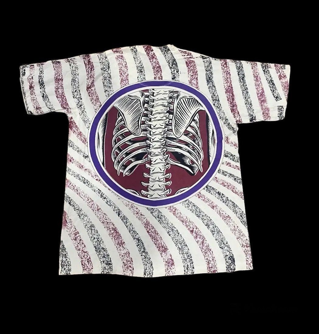 Band Tees SUPER RARE VINTAGE ALICE IN CHAIN OVER PRINT T-SHIRT Size US L / EU 52-54 / 3 - 2 Thumbnail