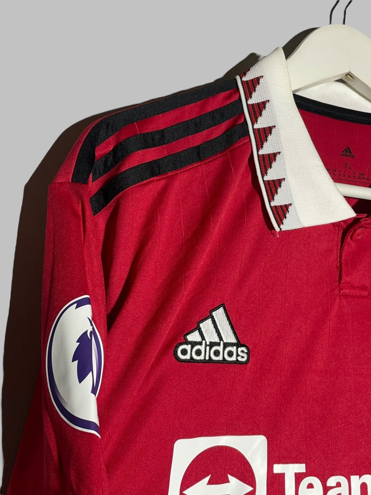 Adidas #8 Bruno Fernandesh Manchester United Adidas 2022/23 Jersey Size US XL / EU 56 / 4 - 6 Thumbnail