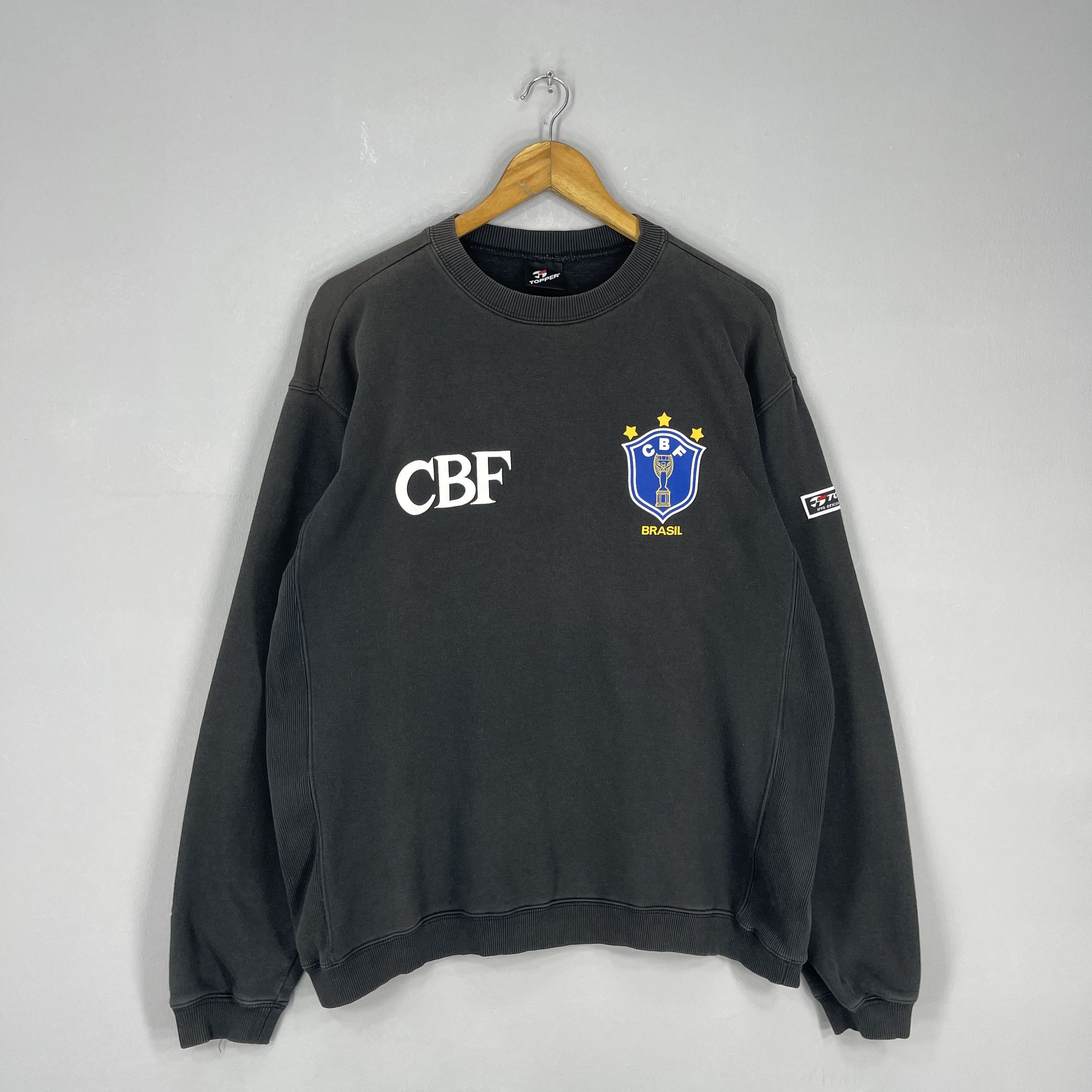 Vintage Vintage TOPPER Brazil National Football Team Sweatshirt Size US L / EU 52-54 / 3 - 8 Thumbnail