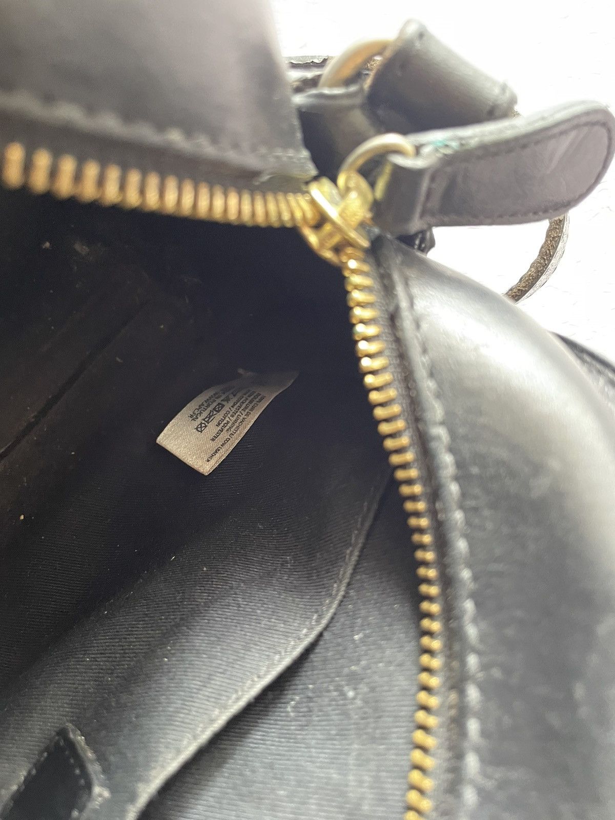 A.P.C. Luxury A.P.C Demi Lune Bag Black Leather Zipper Crossbody Size ONE SIZE - 10 Thumbnail