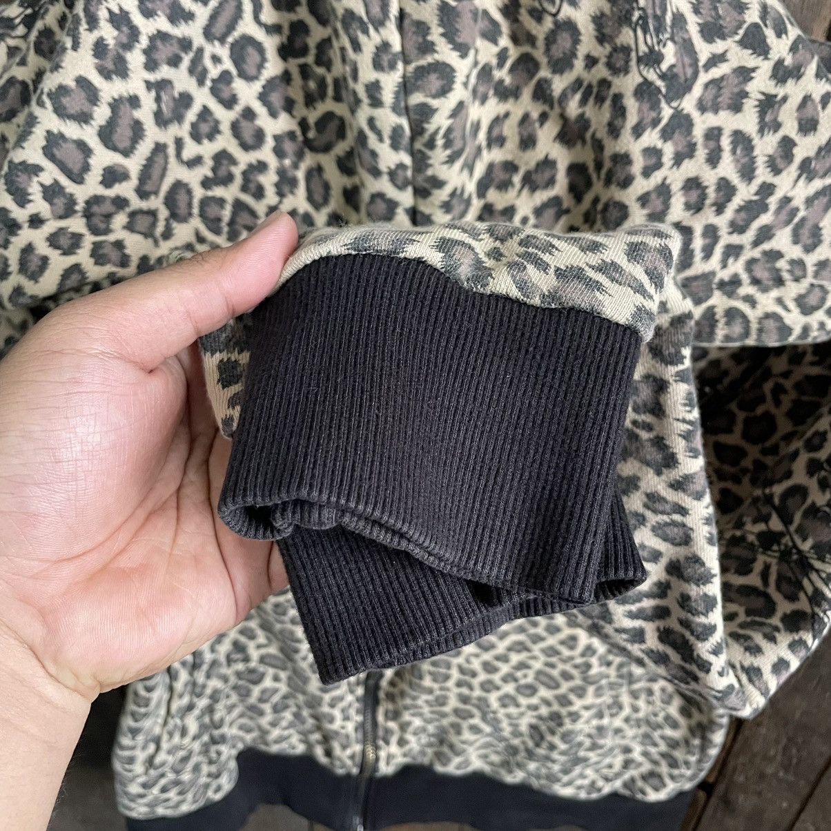 Japanese Brand Jury Black Leopard Hoodie Size S / US 4 / IT 40 - 7 Thumbnail