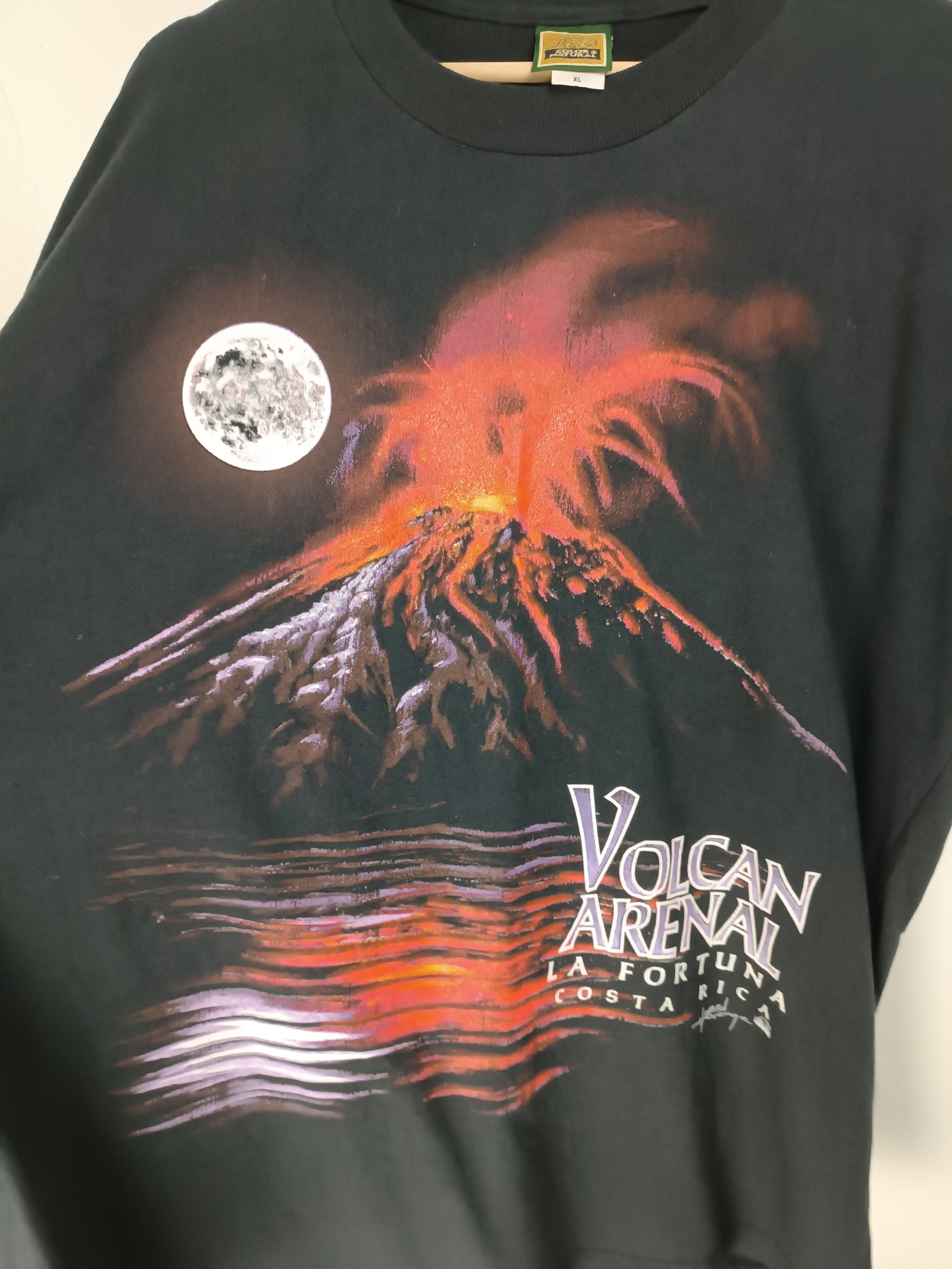 Vintage VINTAGE 90'S VOLCAN ARENAL COSTA RICA TEE VERY RARE NATURE Size US XL / EU 56 / 4 - 10 Thumbnail