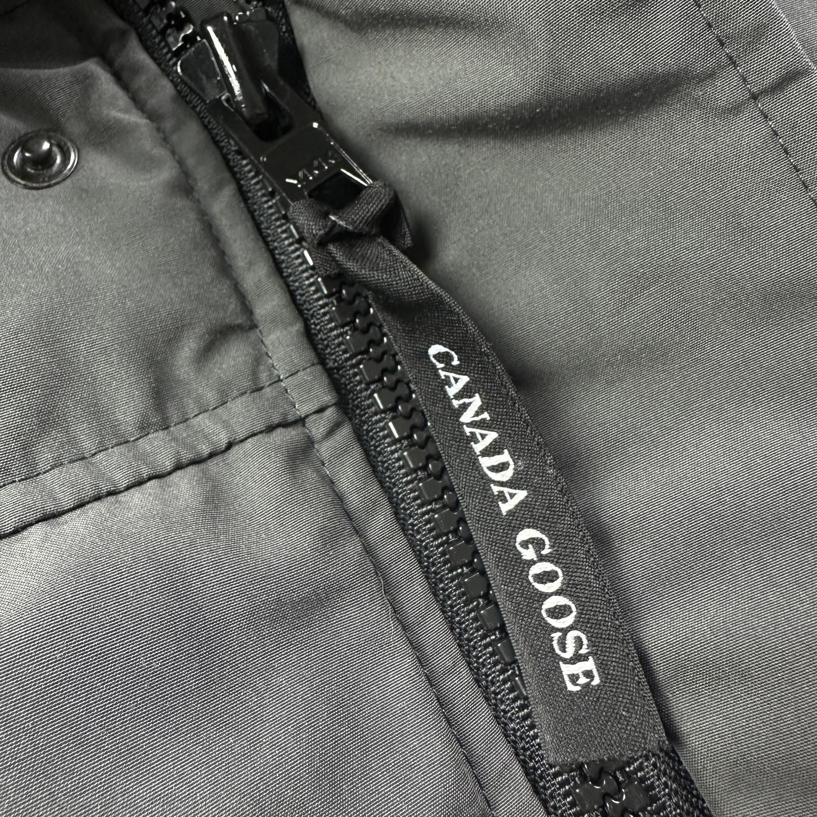 Canada Goose Canada Goose MacMillan Size S Size US S / EU 44-46 / 1 - 6 Thumbnail