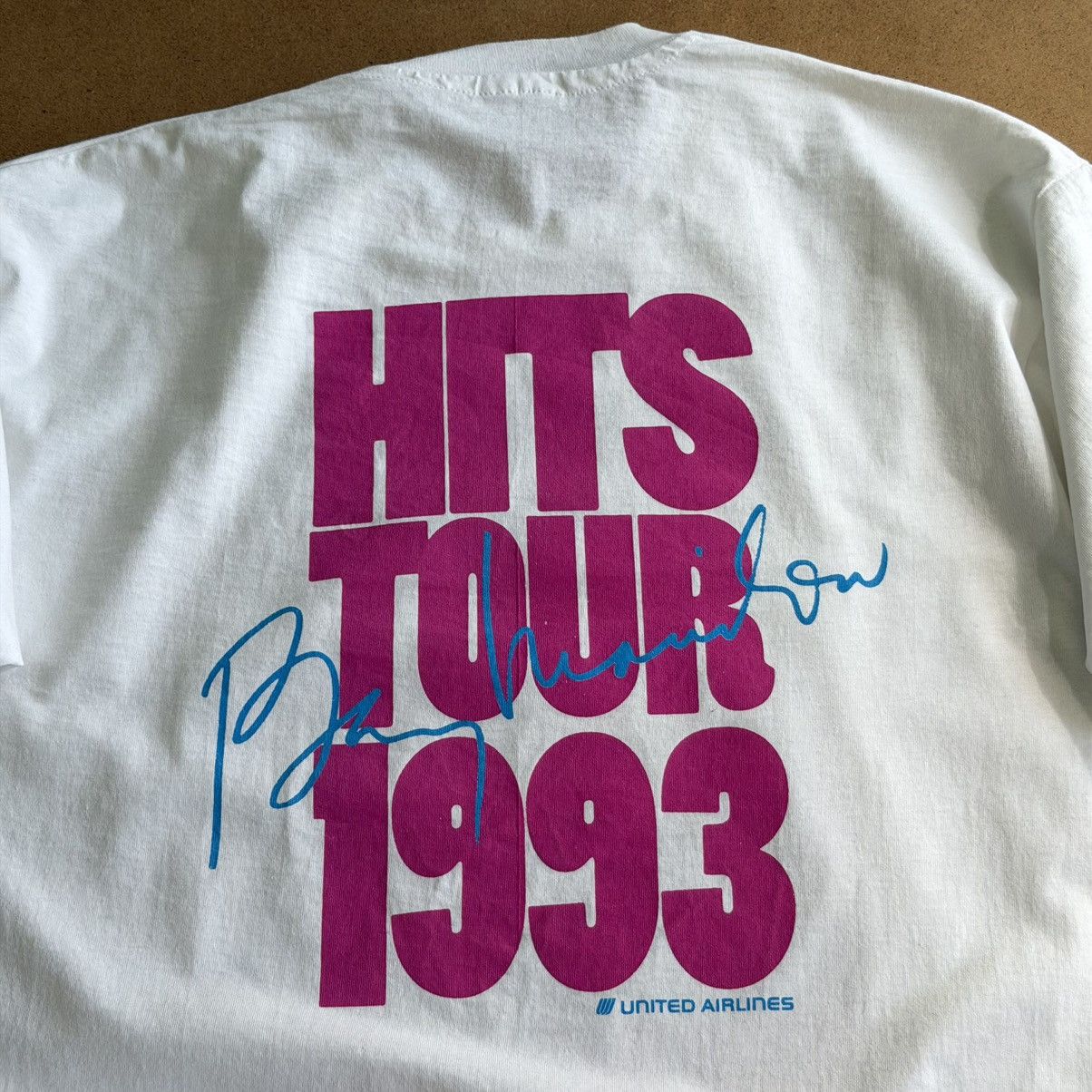 Band Tees Vintage 1993 Barry Manilow Hits Tour Promo Single Stitch Tee Size US XL / EU 56 / 4 - 4 Thumbnail