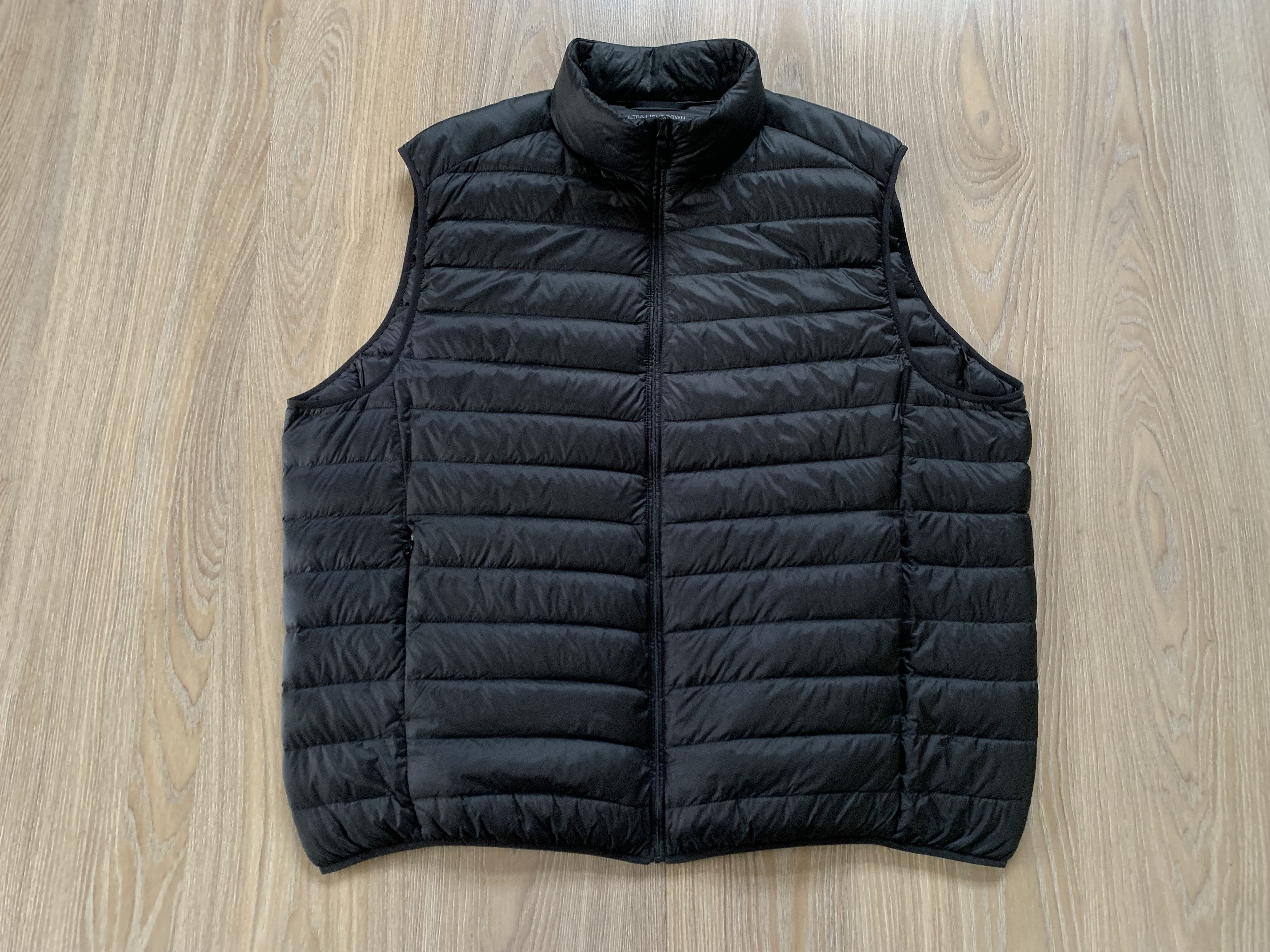 Uniqlo Uniqlo Ultra Light Black Down Vest Size US XXL / EU 58 / 5 - 2 Thumbnail