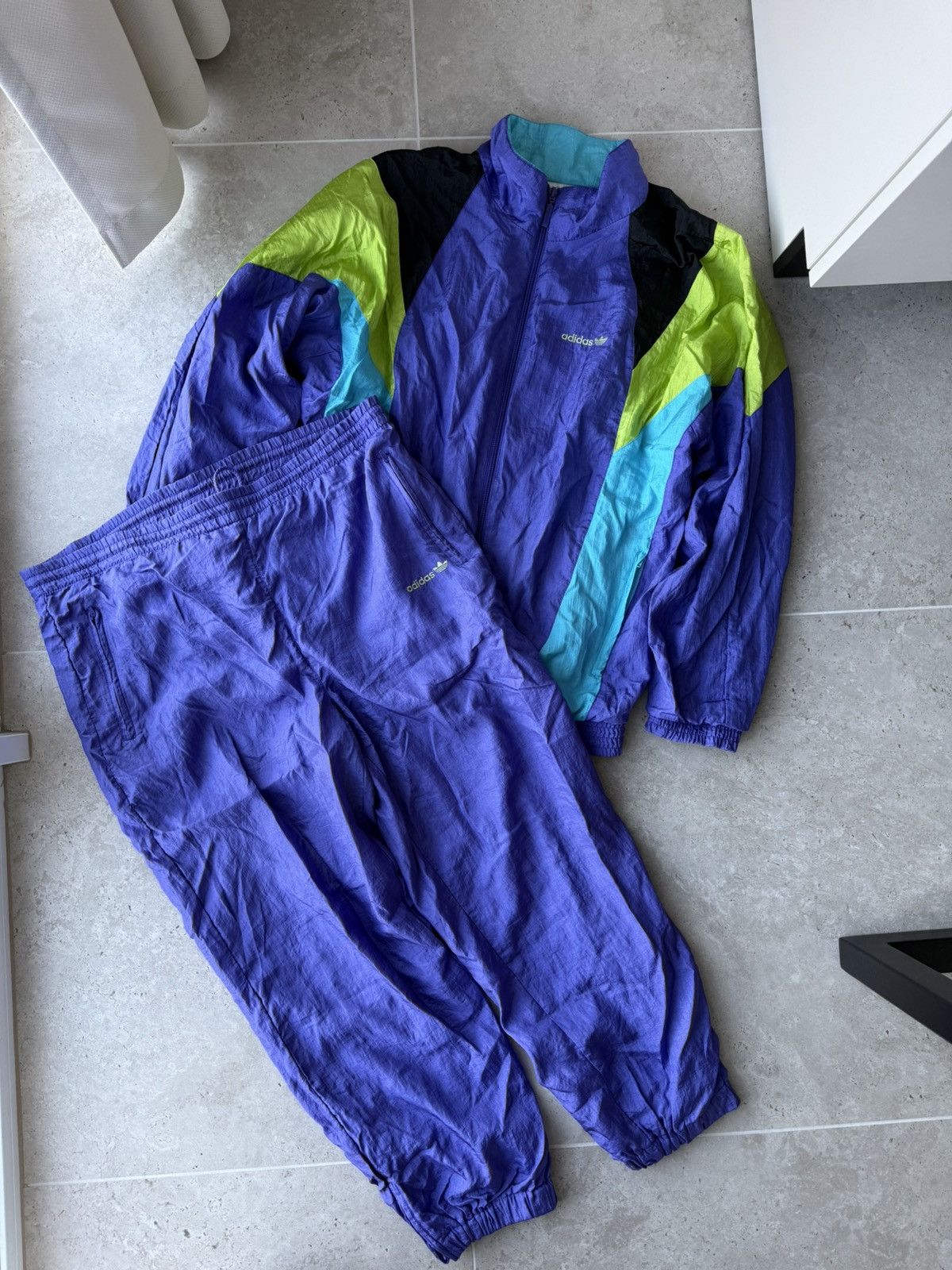 Adidas 90s Vintage Adidas Tracksuit Nylon Jacket Pants Size US M / EU 48-50 / 2 - 1 Thumbnail