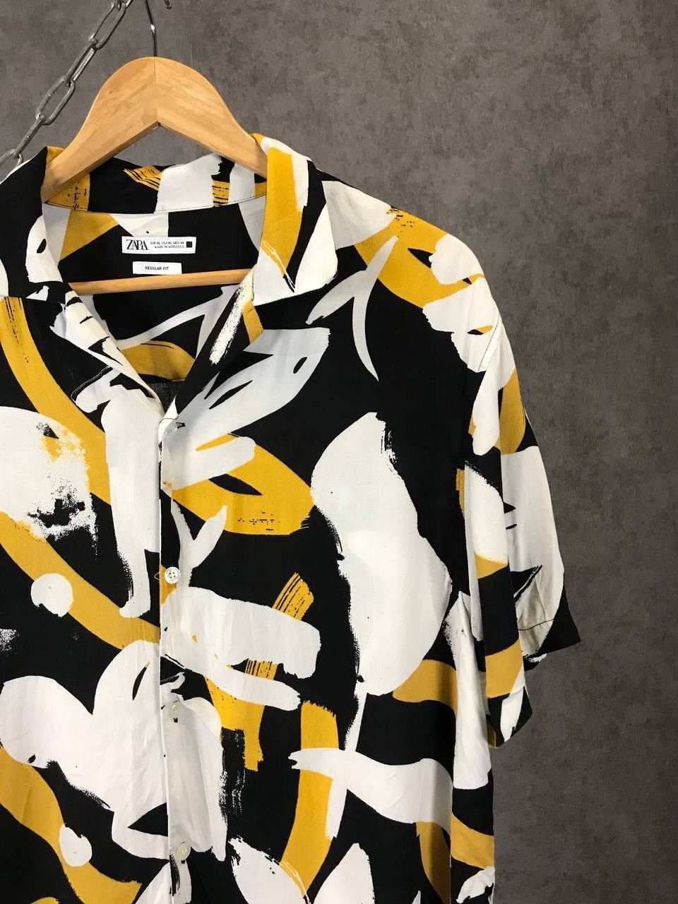 Zara Zara Man crazy Hawaiian art shirt Size US XL / EU 56 / 4 - 2 Thumbnail