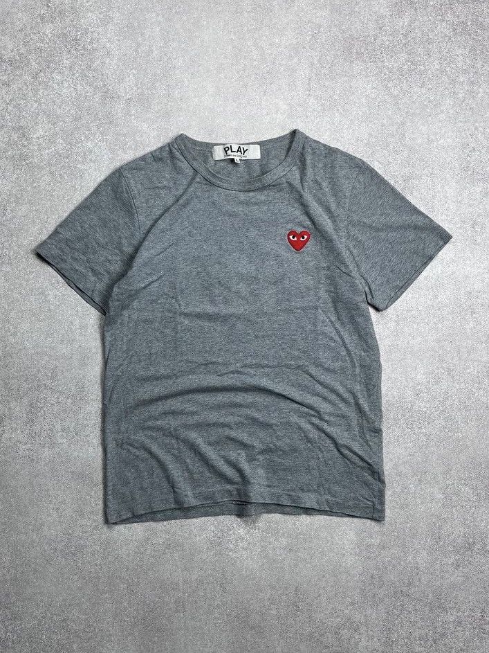 Comme des Garcons × Comme des Garcons PLAY × Vintage Vintage CDG Comme Des Garcons Play Heart T-shirt L Size US L / EU 52-54 / 3 - 1 Thumbnail