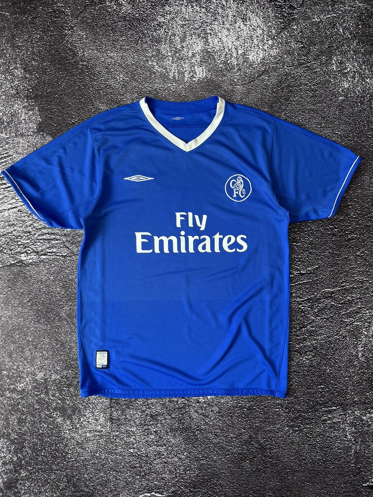 Umbro CHELSEA UMBRO 2003/2004 FOOTBALL REISSUE JERSEY #8 LAMPARD Size US S / EU 44-46 / 1 - 2 Thumbnail
