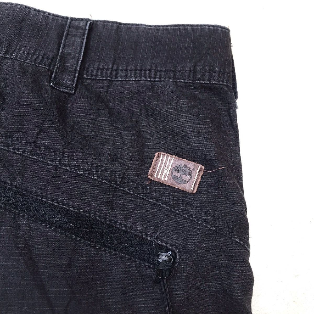 Timberland Timberland Black Cargo short pants Tactical Rip off pattern Size US 36 / EU 52 - 5 Thumbnail