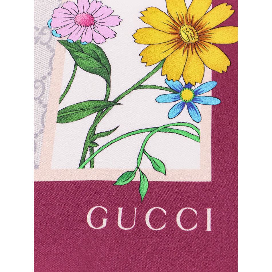 Gucci GUCCI Red Silk Scarf New & Authentic Size ONE SIZE - 2 Thumbnail