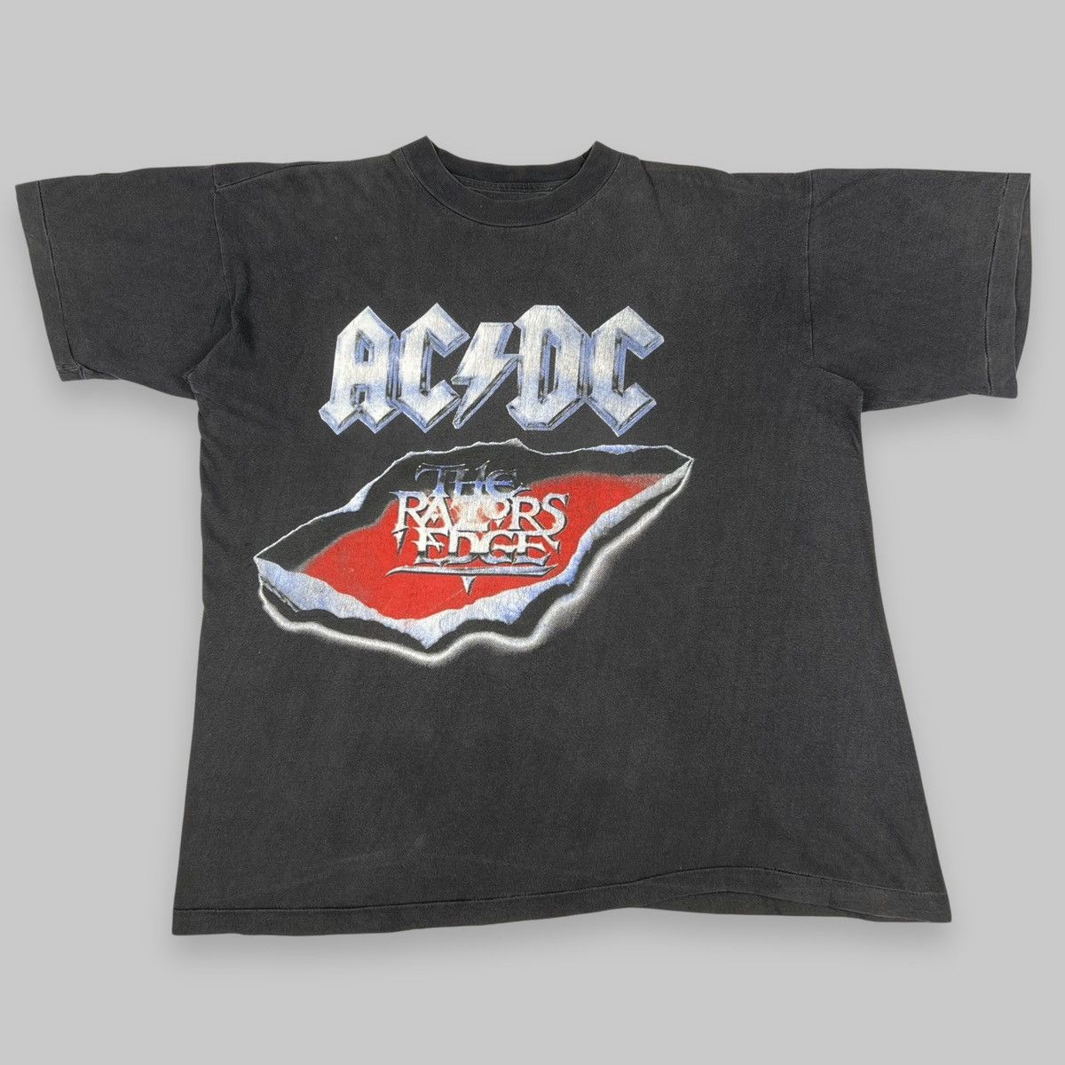 AC/DC Vintage 1990 AC/DC ‘The Razors Edge’ Euro T Shirt Size US L / EU 52-54 / 3 - 1 Thumbnail