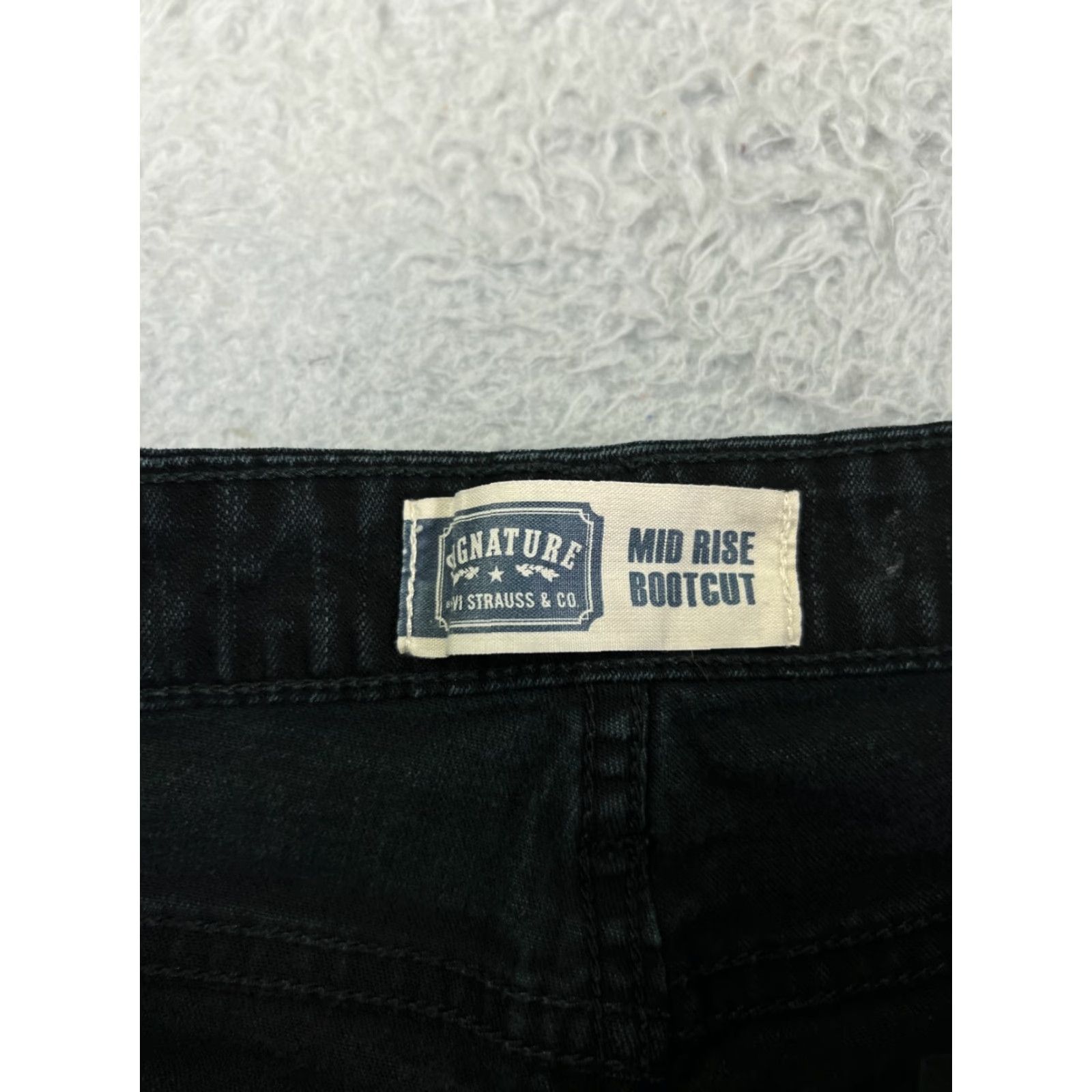Levi's Levis Jeans Womens 4 Black Denim Boot Cut Mid Rise Cotton Blend 26x28 Size 27" / US 4 / IT 40 - 6 Thumbnail