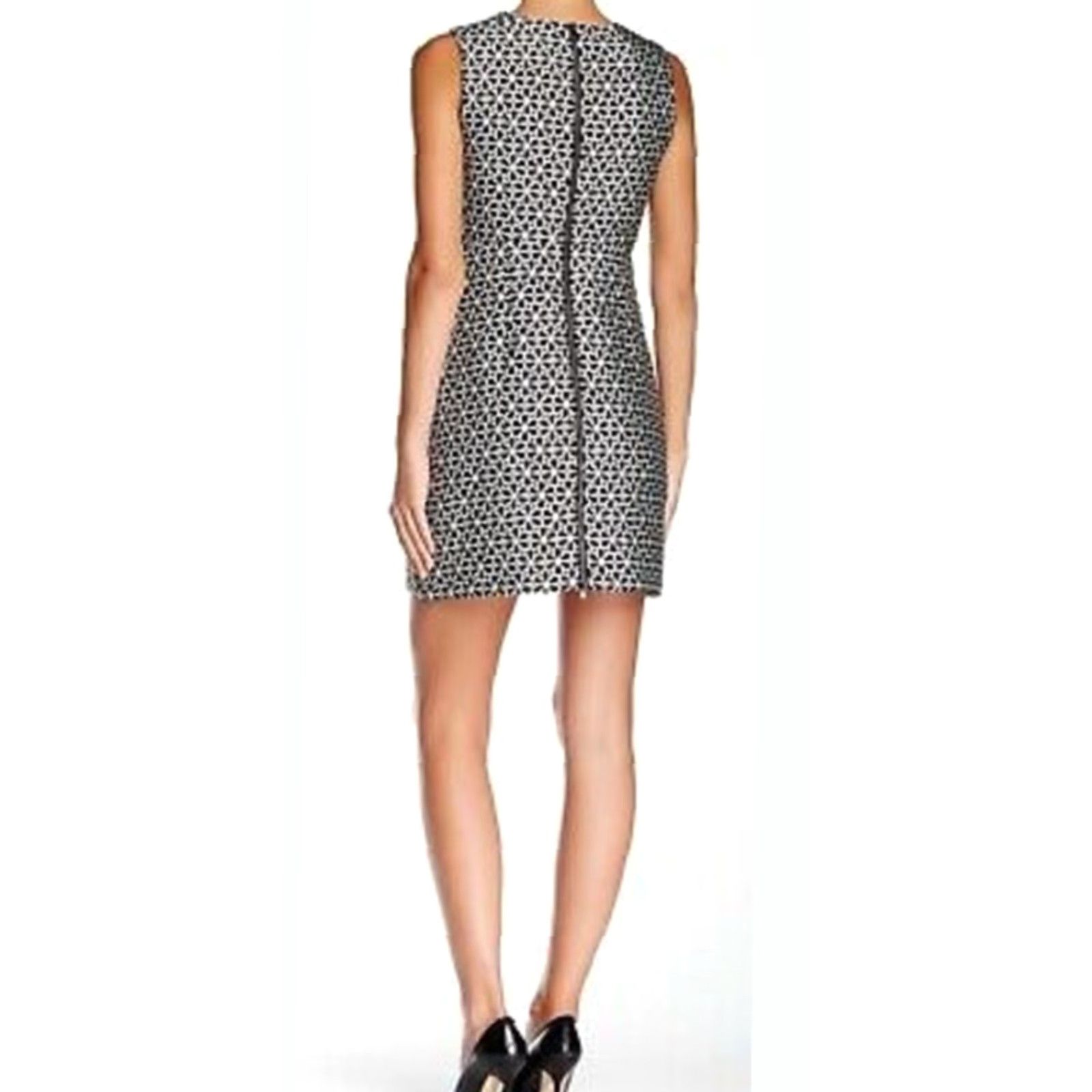 Diane von Furstenberg Diane Von Furstenberg Dress Geometric Print Sleeveless Knee Length Black/White Size 6 Womens Size M / US 6-8 / IT 42-44 - 2 Thumbnail