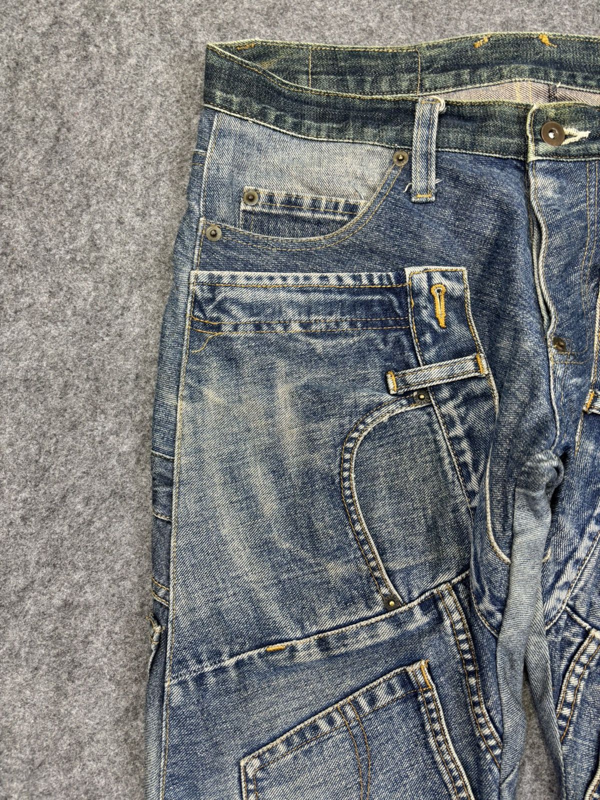 20471120 Archival AW2000 20471120 PAPER RECYCLED DENIM F773 Size US 32 / EU 48 - 6 Thumbnail