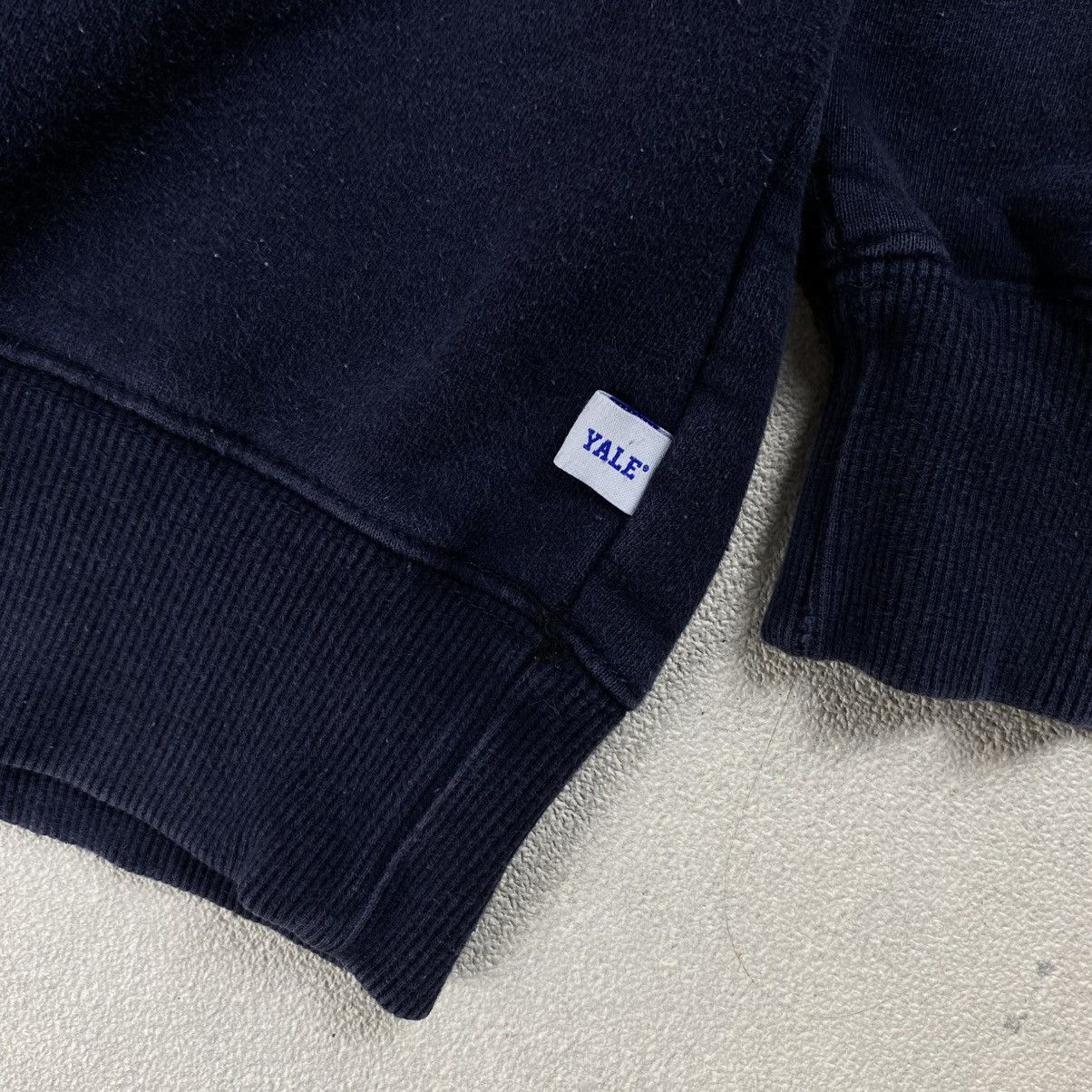 UNIVERSAL PRODUCTS. Yale Collegiate Boxy Sweatshirt Size US XL / EU 56 / 4 - 7 Thumbnail