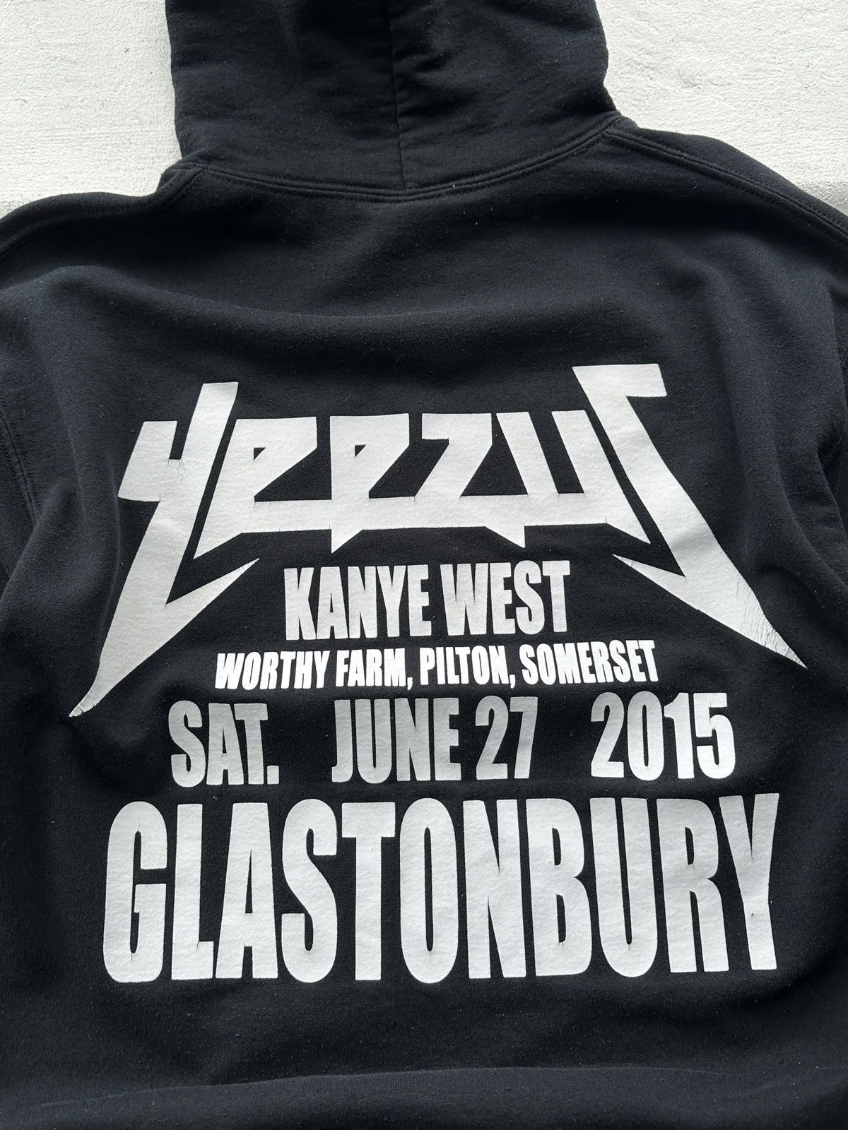 Other 🚨 YEEZUS KANYE WEST BAGGY BOXY SK8 HOODIE GLASTONBURY RARE Size US M / EU 48-50 / 2 - 3 Thumbnail
