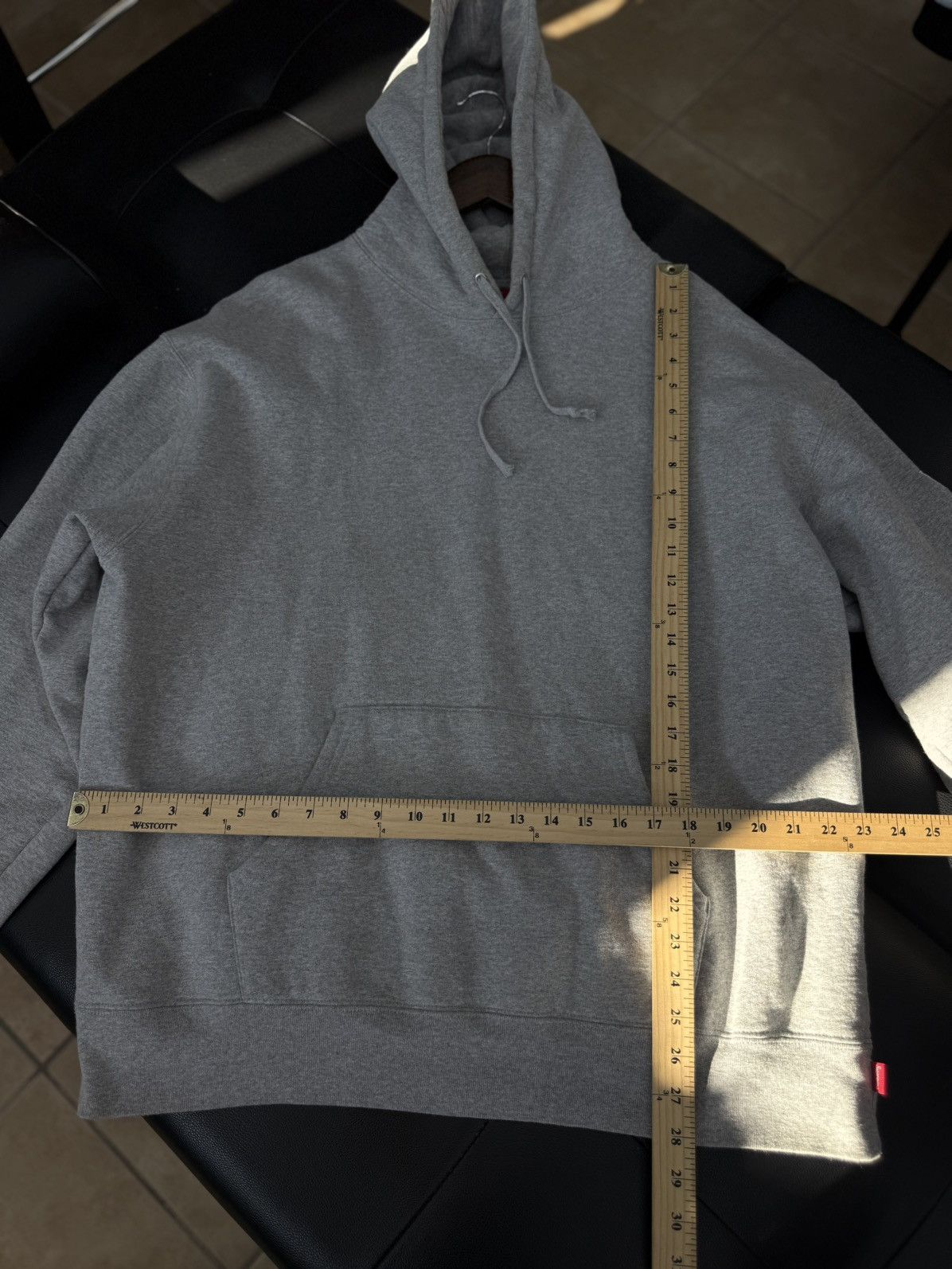 Supreme Supreme Arm Logo Hoodie Grey Size XL 🧼 Size US XL / EU 56 / 4 - 7 Thumbnail