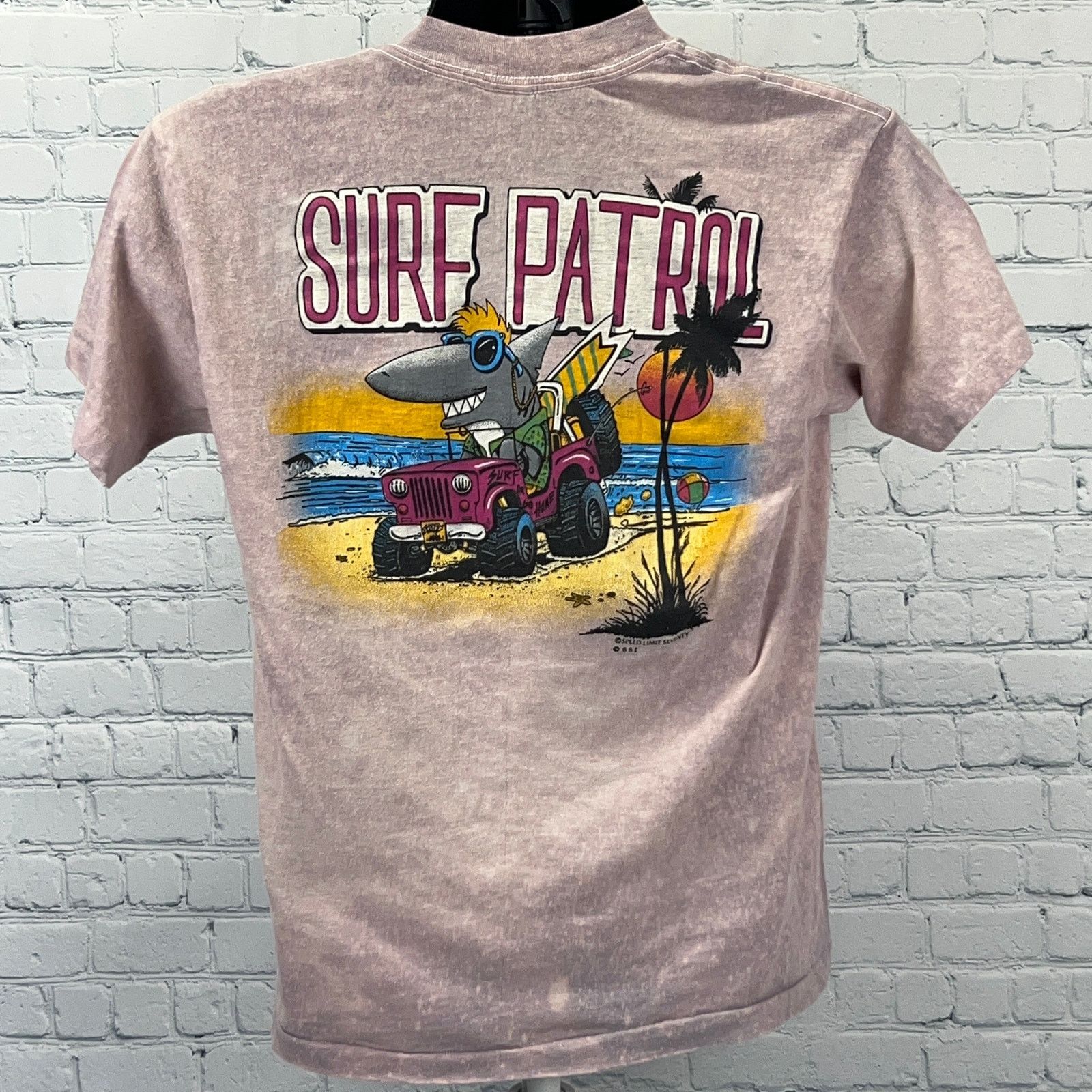 Vintage Vintage 80s Surf Patrol Shark T Shirt Surfer Surfing Beige M Size US M / EU 48-50 / 2 - 3 Thumbnail