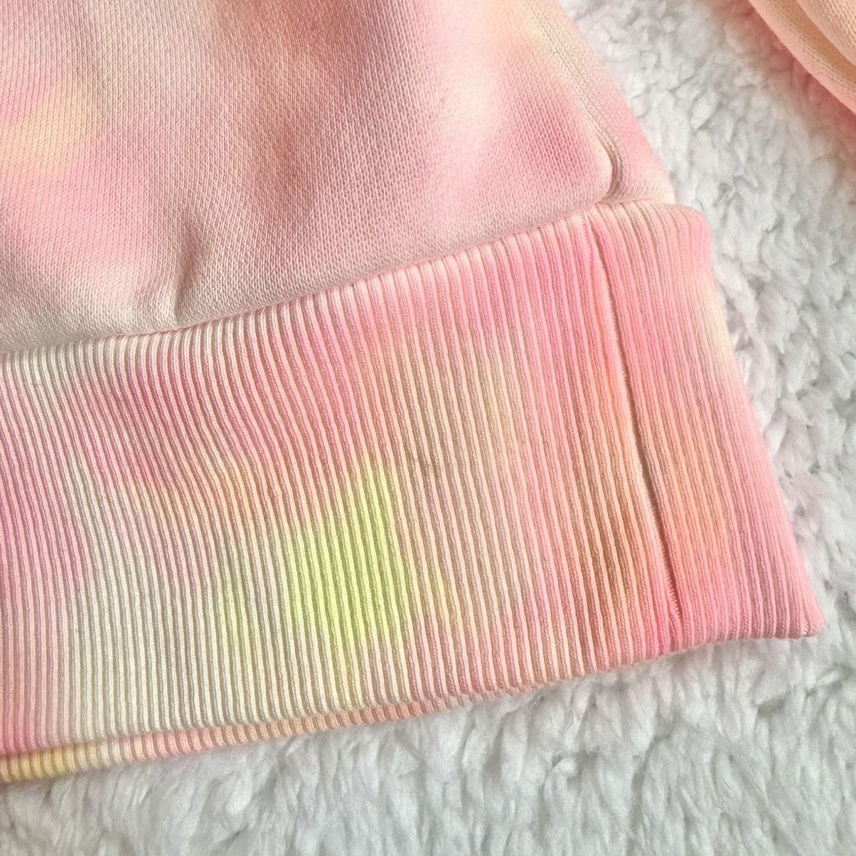 Generation Love Generation Love Pearl Neon Tie Dye Sweater size M pink Size M / US 6-8 / IT 42-44 - 6 Thumbnail