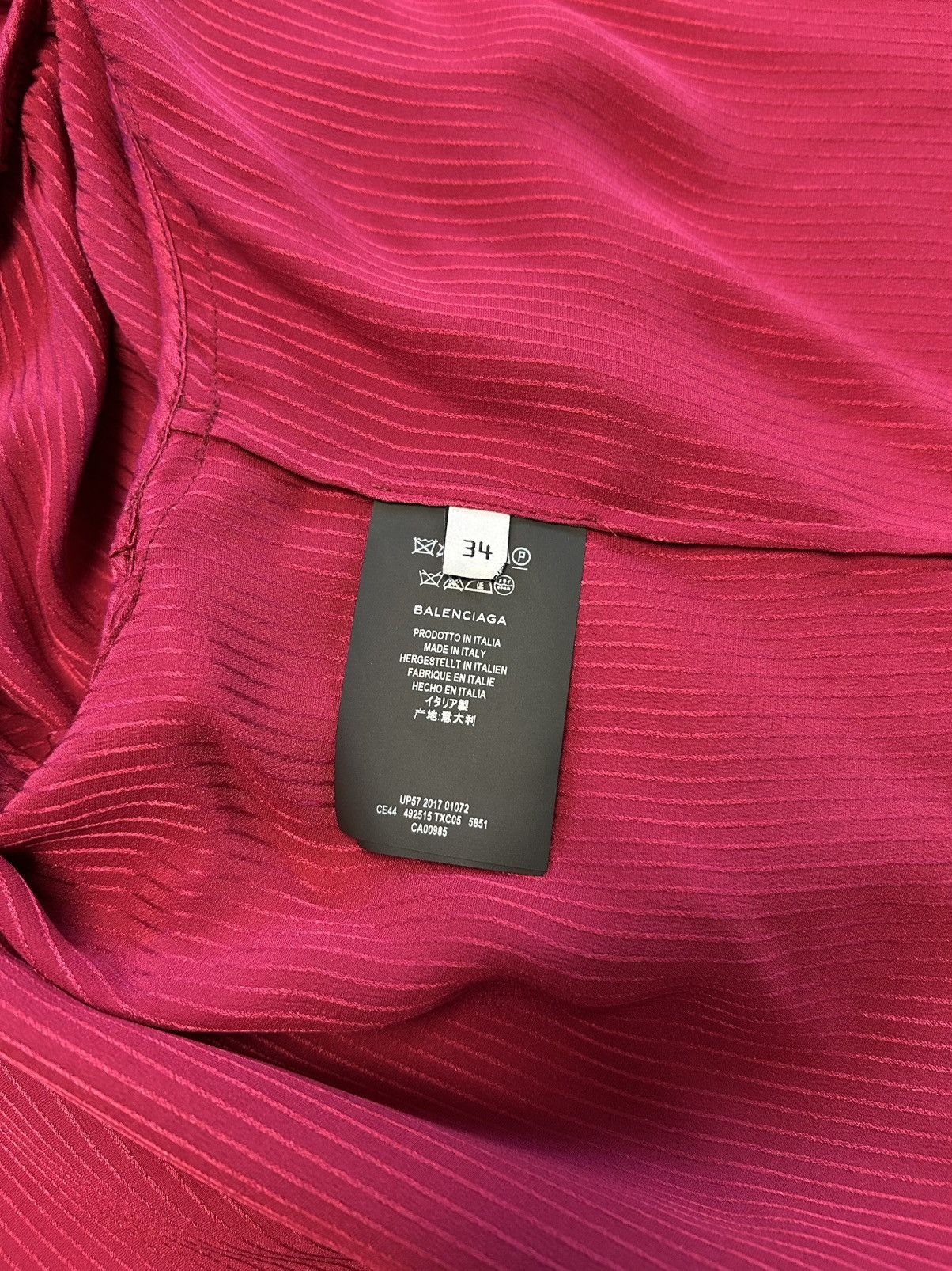 Balenciaga FW2017 Runway Car Mat Shirt Size US S / EU 44-46 / 1 - 11 Thumbnail
