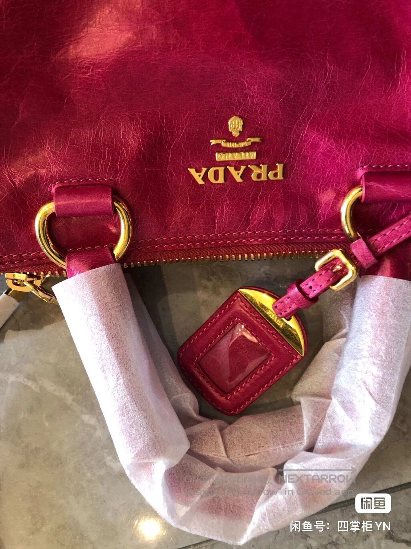 Prada Prada Large Leather Tote Shoulder Bag. Size ONE SIZE - 3 Thumbnail