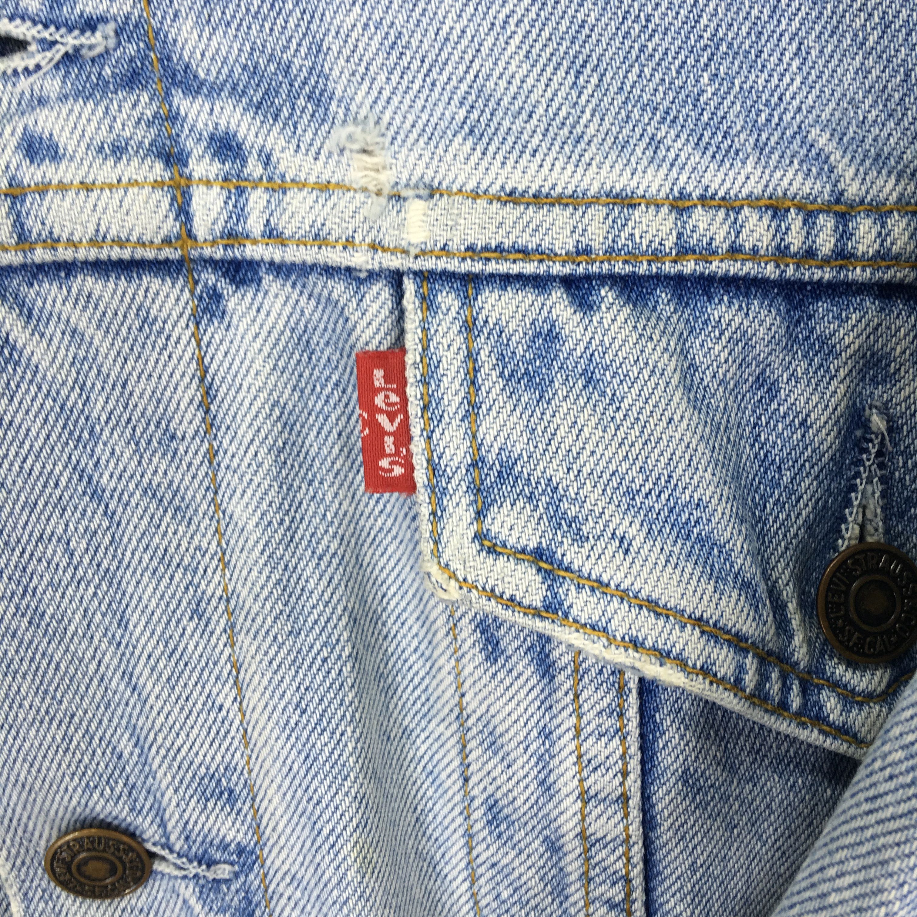 Levi's Vintage 90s Levi's Trucker Jacket Jeans Stone Wash Blue Size US L / EU 52-54 / 3 - 8 Thumbnail