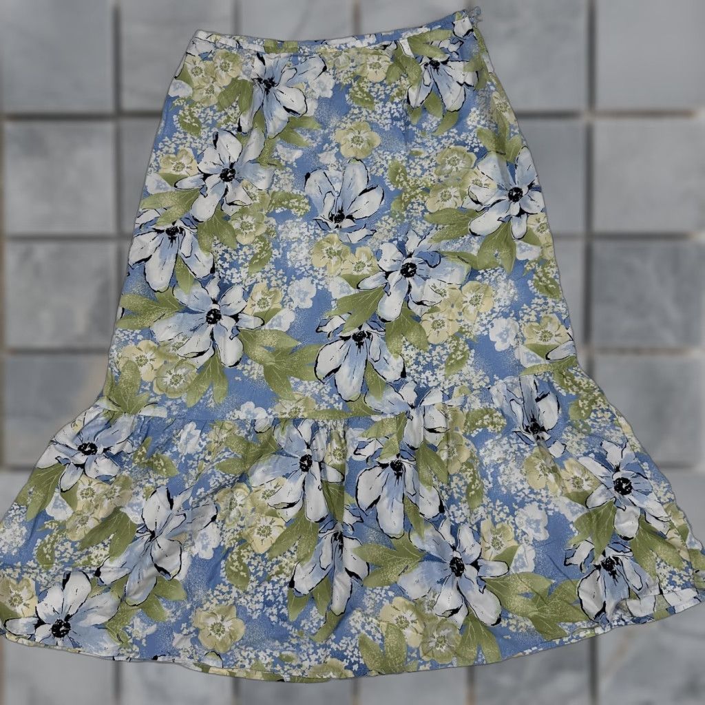 Vintage Emma James Skirt Womens 12 Petite Blue Floral Rayon Midi Trumpet Ruffle Fairy Garden Seasonal Spring Summer Fall Winter Women Dog? Size 34" / US 12 / IT 48 - 1 Thumbnail