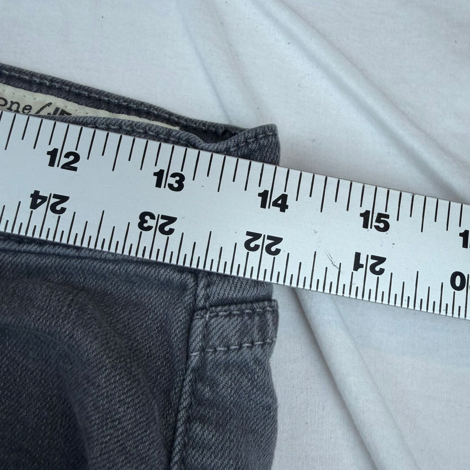 Rag & Bone Rag & Bone Skinny Jeans Size 26 Charcoal Ombre Size 26" / US 2 / IT 38 - 8 Thumbnail