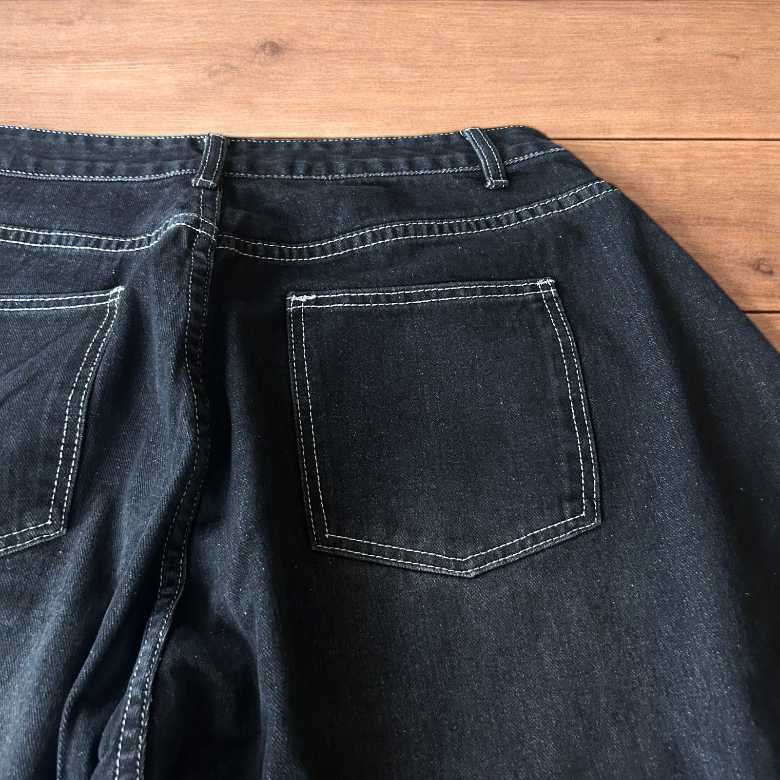 Japanese Brand Super baggy wide leg balloon fit jeans in washed black. Size US 30 / EU 46 - 4 Thumbnail