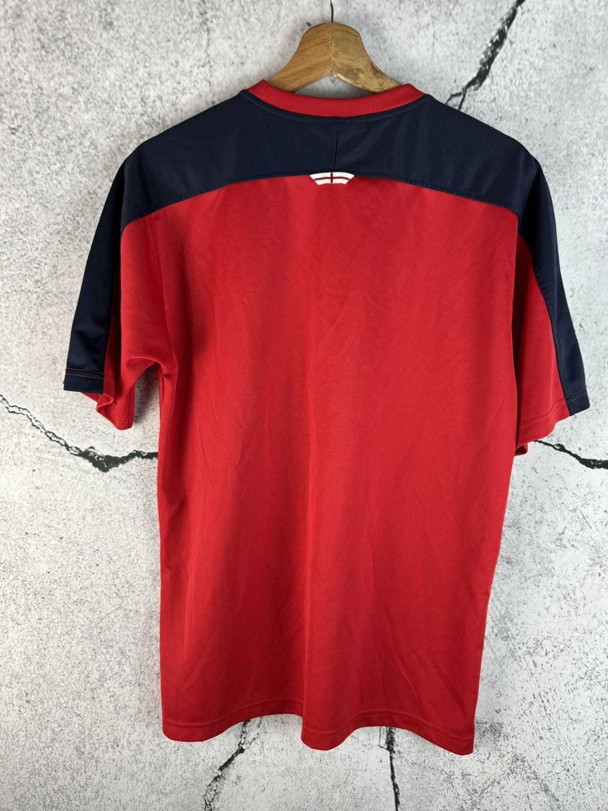 Umbro England Center Logo Soccer Jersey Football T-shirt Size US M / EU 48-50 / 2 - 2 Thumbnail