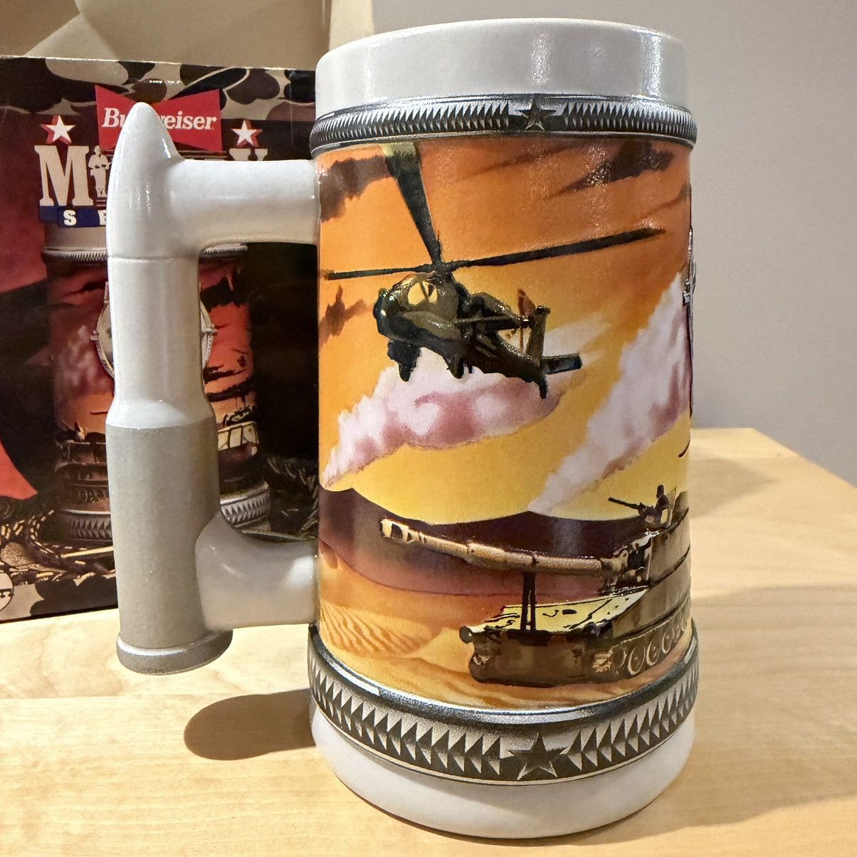 Budweiser Budweiser 1993 military cup Size ONE SIZE - 6 Thumbnail