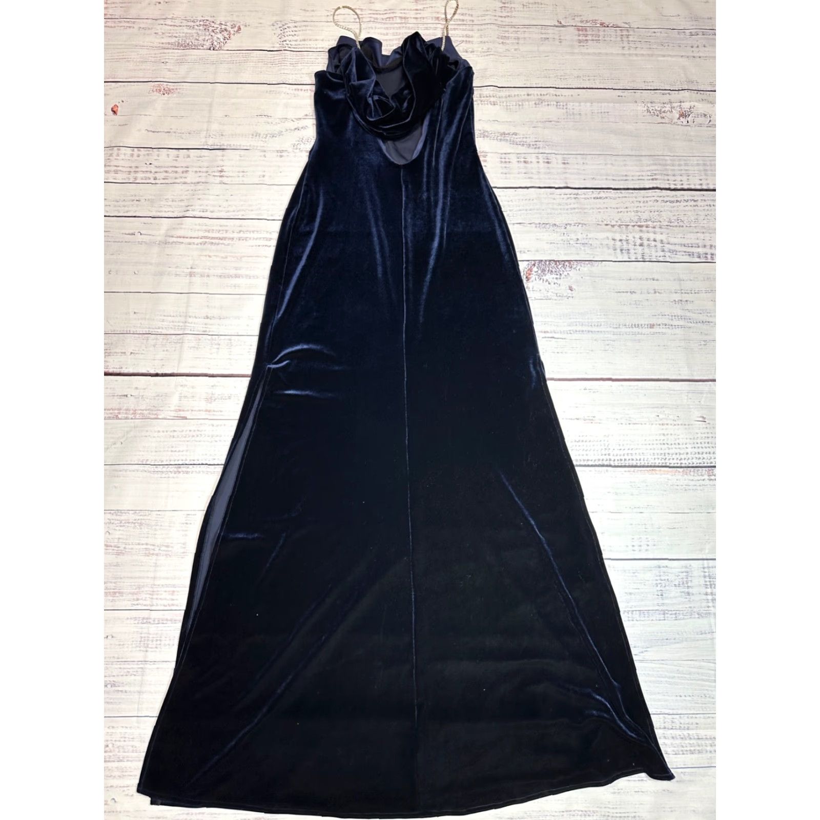 Velour Niki Livas Sleeveless Velour Long Dress Sz 8 Blue Draped Cutout Neck Maxi Dress Womens Velvet Niki by Niki Livas Size M / US 6-8 / IT 42-44 - 2 Thumbnail