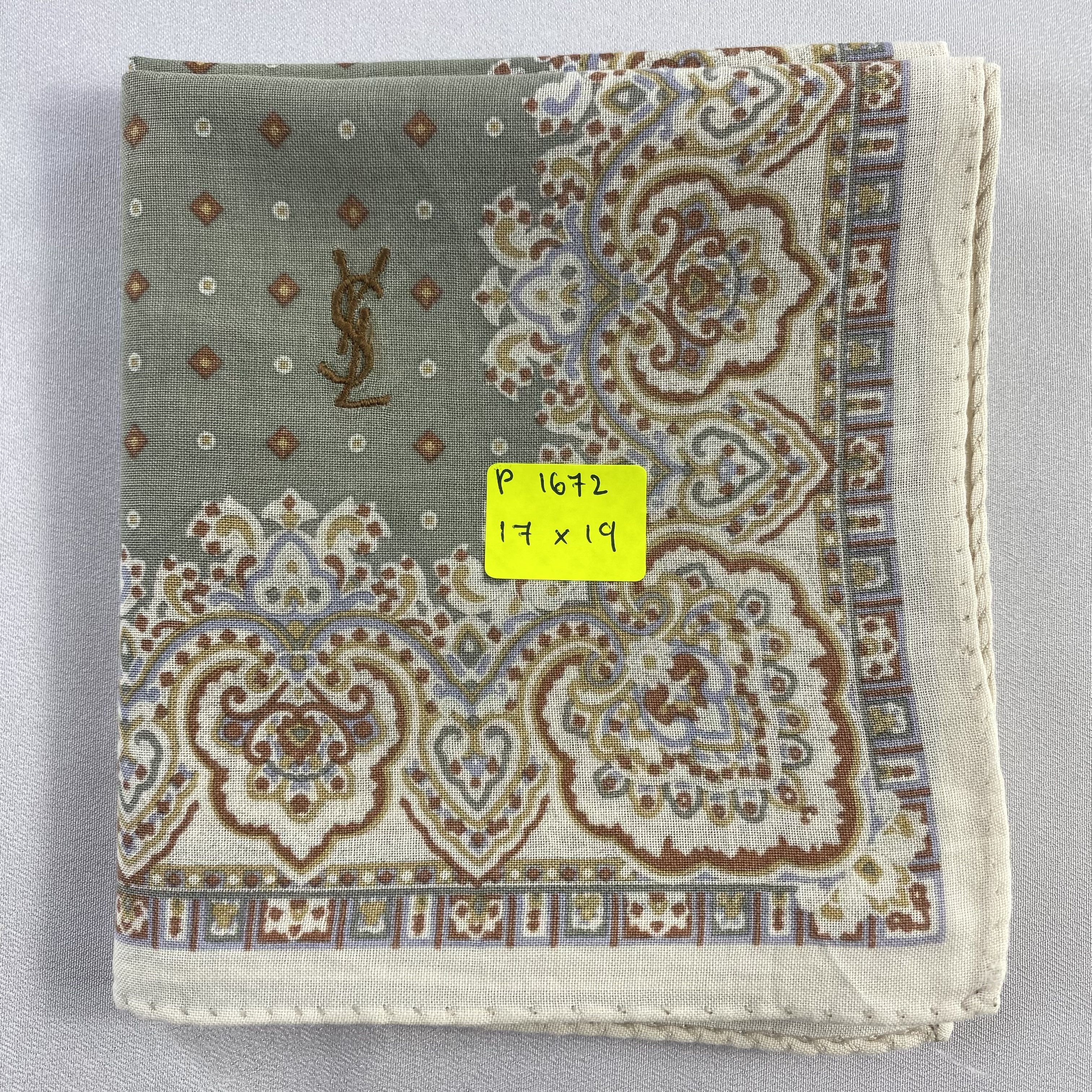 Vintage Yves Saint Laurent Bandana/ Handkerchief / Neckerchief-P1672 Size ONE SIZE - 5 Thumbnail