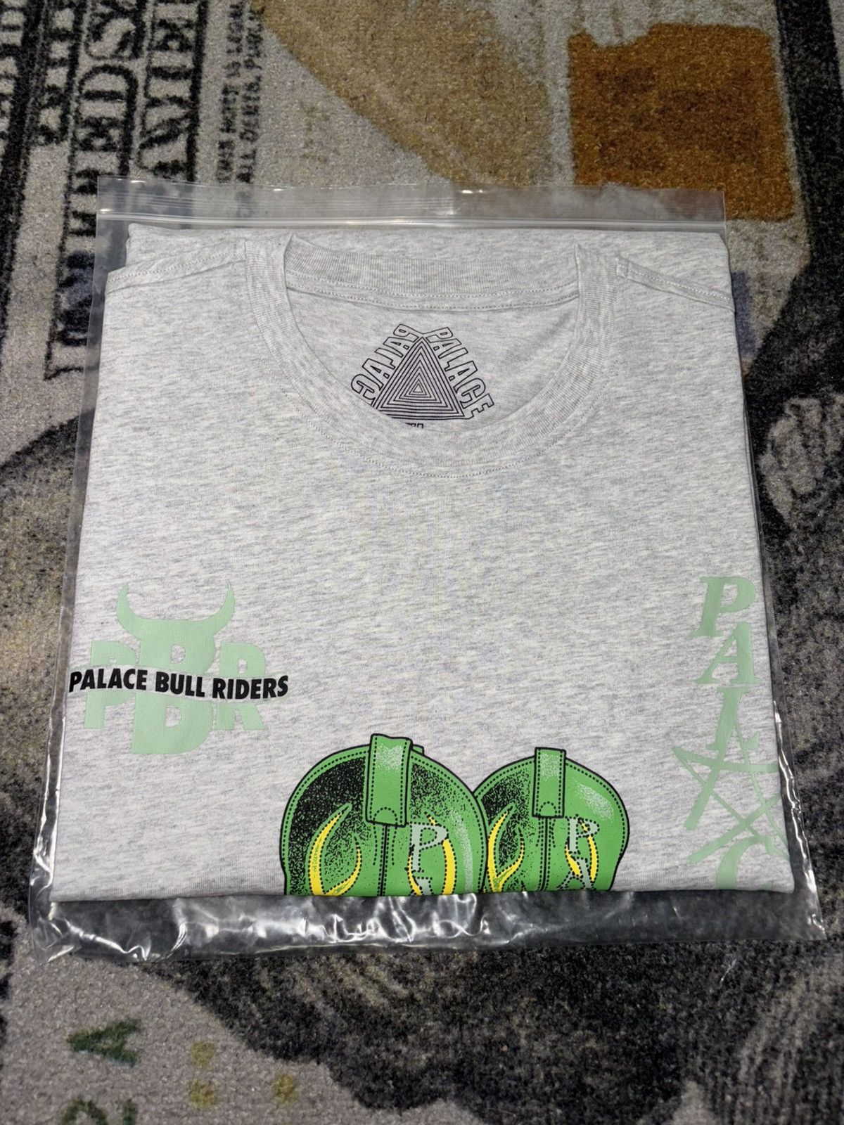Palace Palace Rodeyo T-Shirt Grey Size US XL / EU 56 / 4 - 2 Thumbnail