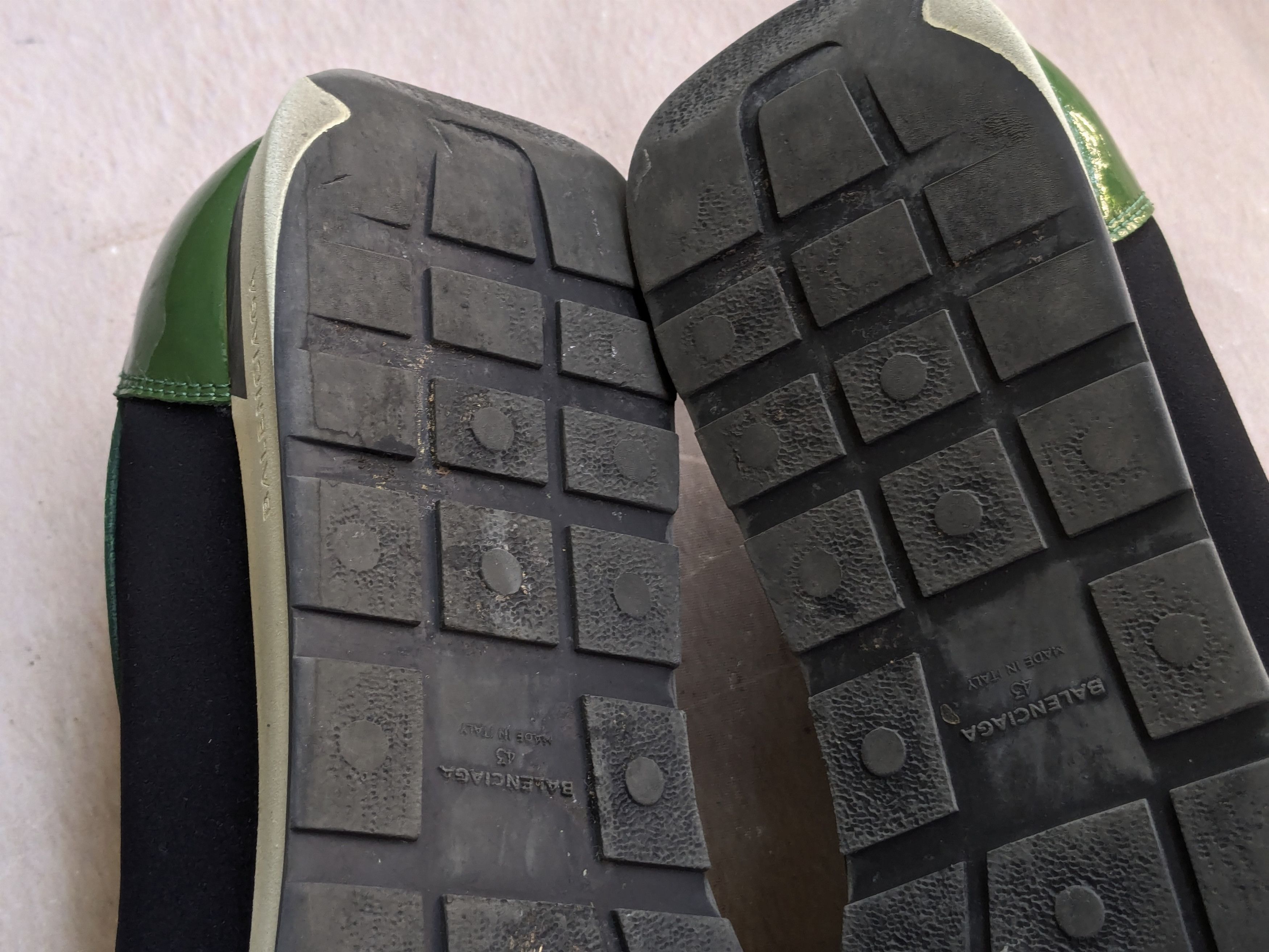 Balenciaga Balenciaga Race Runner Green Black 10 43 Leather Low Tops Size US 10 / EU 43 - 14 Thumbnail