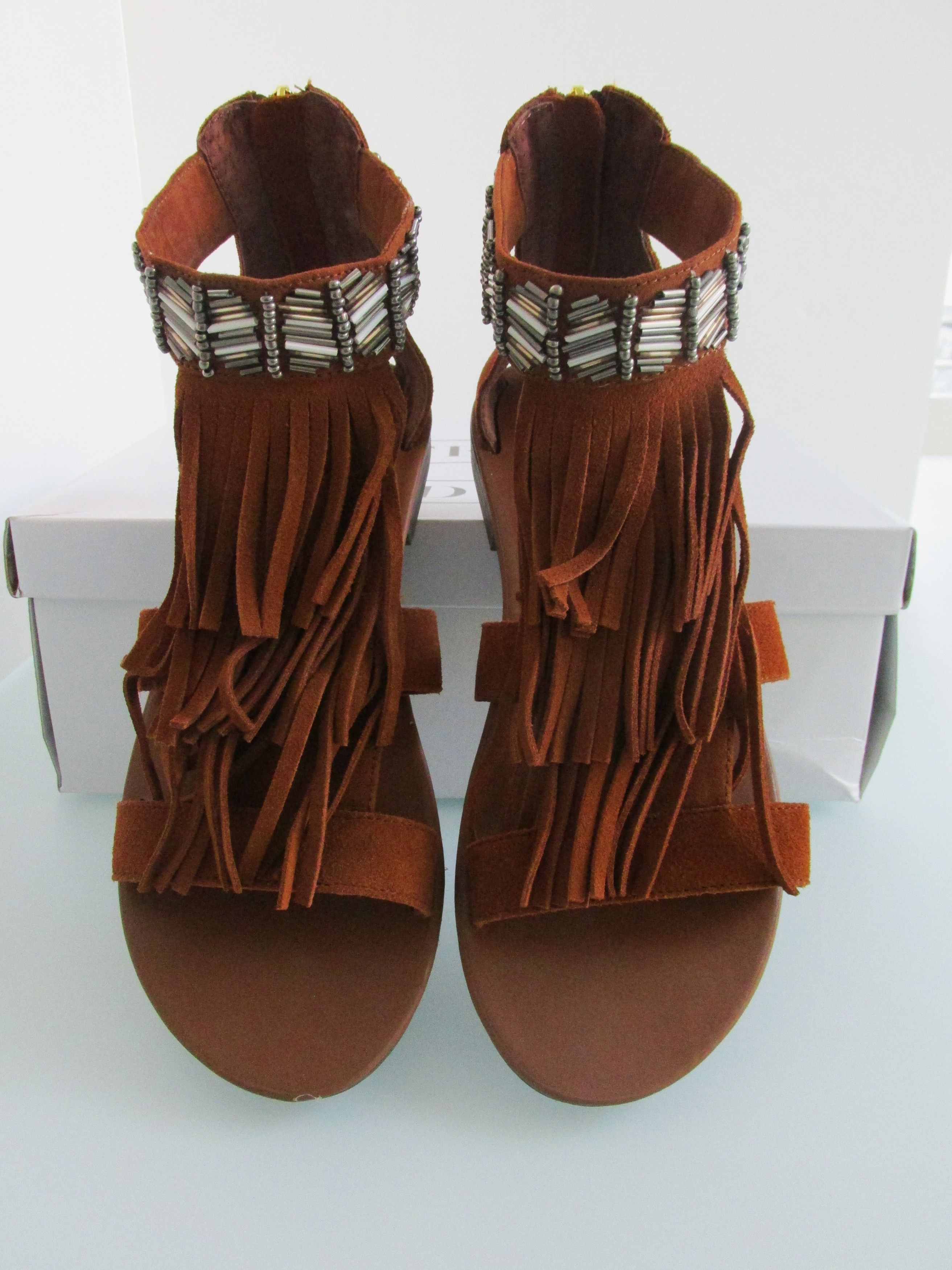 Steve Madden Steve Madden (Giaani) Women's Fringe/Beaded Sandals Size 8 M Size US 8 / IT 38 - 1 Thumbnail