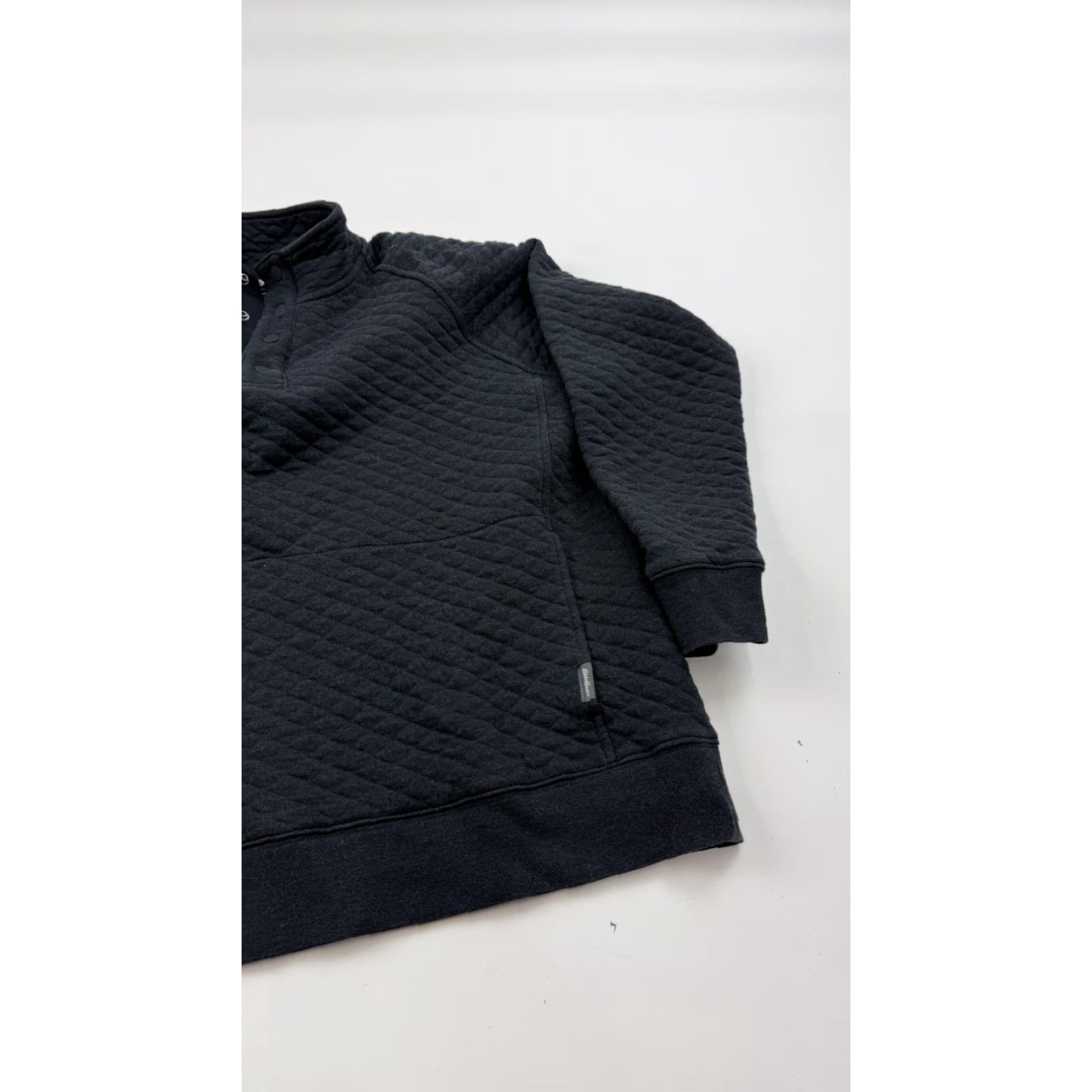 Eddie Bauer Eddie Bauer Sweatshirt Mens Large Quilted Snap Mock Neck Pockets Logo Dialed Henley Charcoal Gray Size US L / EU 52-54 / 3 - 2 Thumbnail