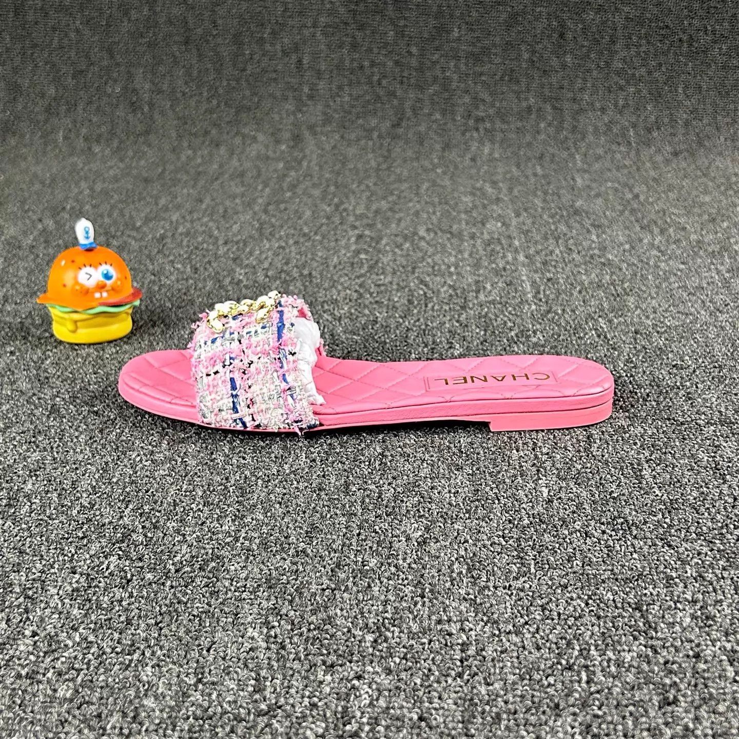 Chanel Chanel 23P Pink Woven Tweed Slides 36.5 Size US 6 / IT 36 - 3 Thumbnail