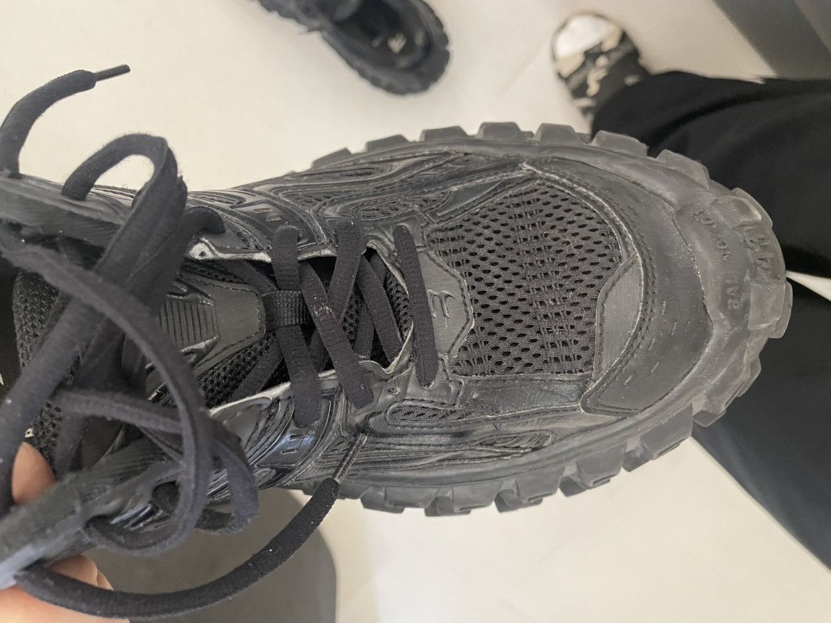 Balenciaga Balenciaga defender Size US 9.5 / EU 42-43 - 4 Thumbnail