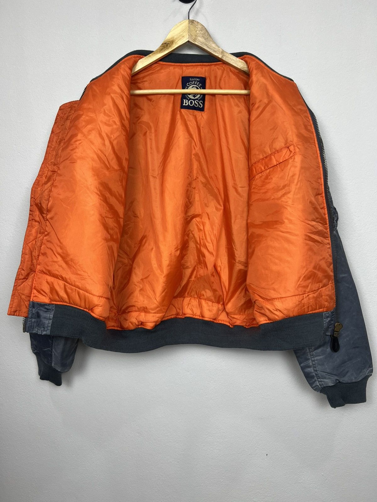 Japanese Brand Vintage 90s Suntory Boss Coffee MA-1 BOMBER JACKET Size US M / EU 48-50 / 2 - 8 Thumbnail