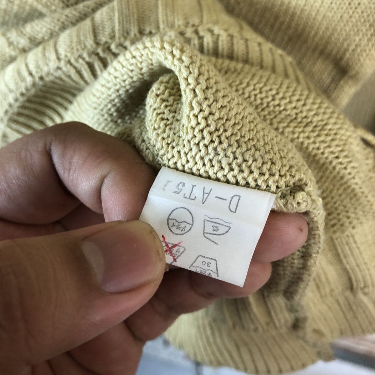 Vintage Le Guattro Stagioni Brown vintage Knitwear sweatshirt #A1969 Size US L / EU 52-54 / 3 - 11 Thumbnail