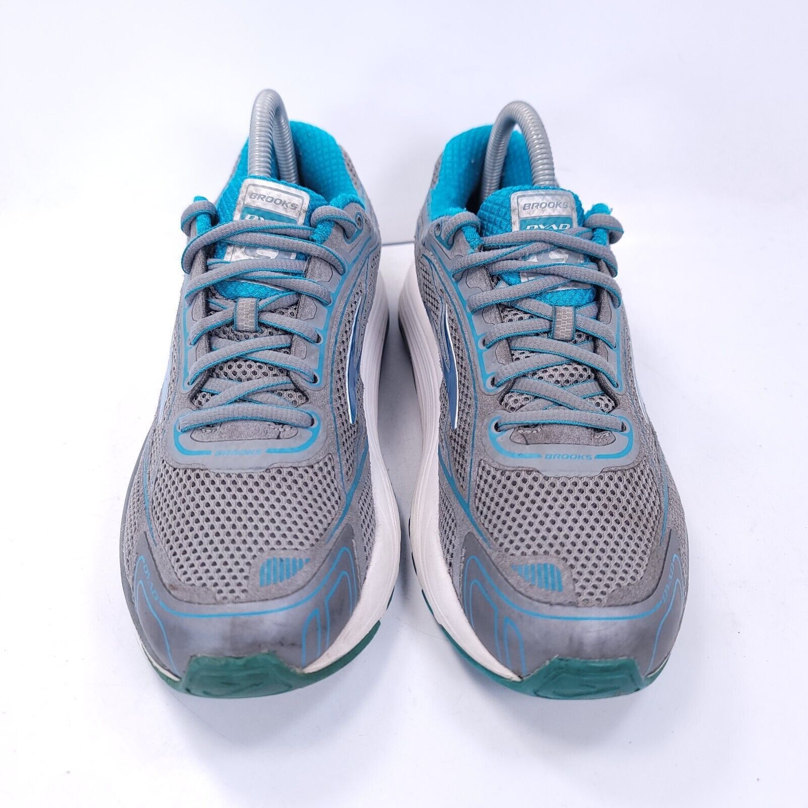 Brooks Brooks Dyad 9 Athletic Shoe Womens Size 9 1202231B046 Gray Size US 9 / IT 39 - 2 Thumbnail