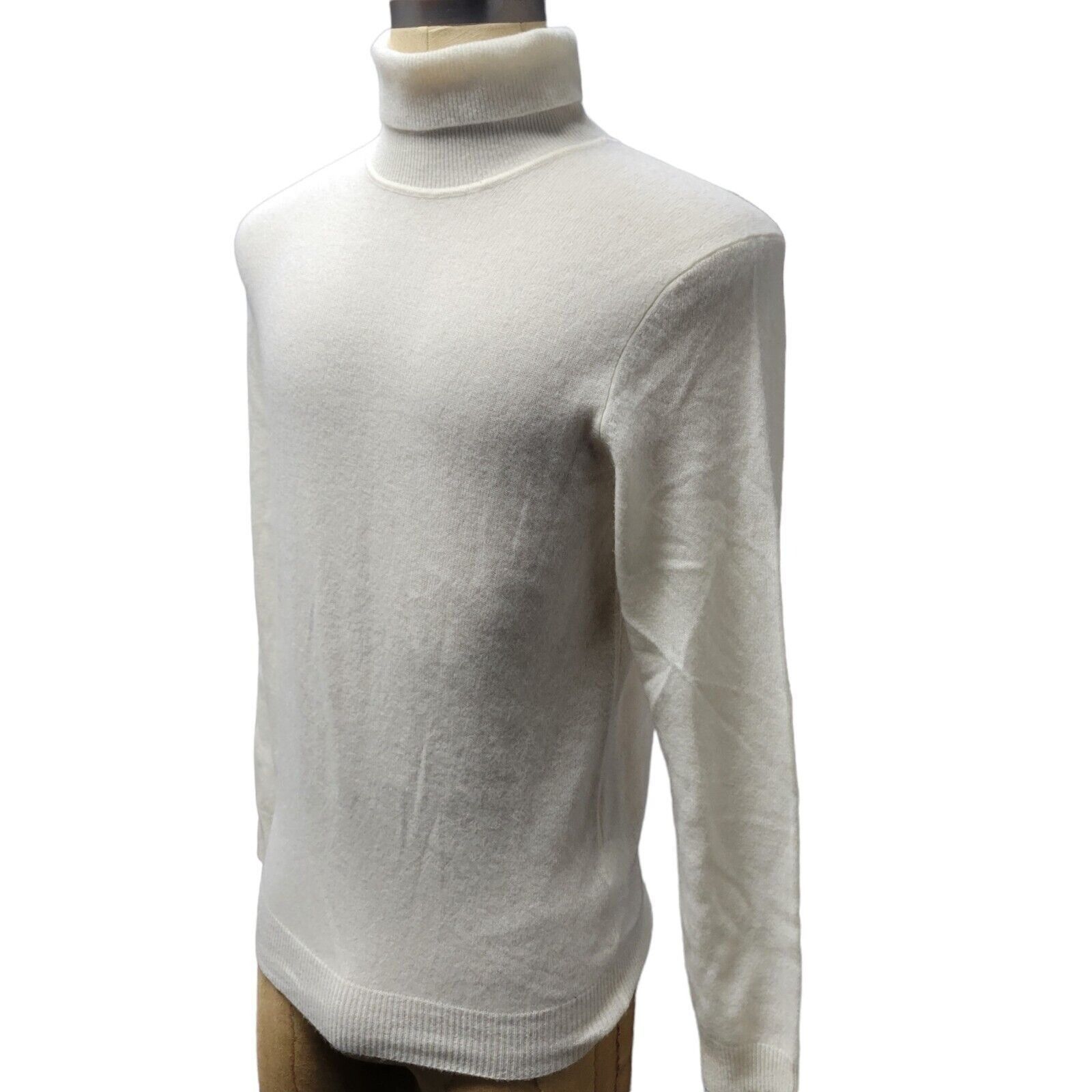 Club Room Men's Clubroom 100% Cashmere Turtleneck Sweater. Size Small. Size US S / EU 44-46 / 1 - 2 Thumbnail