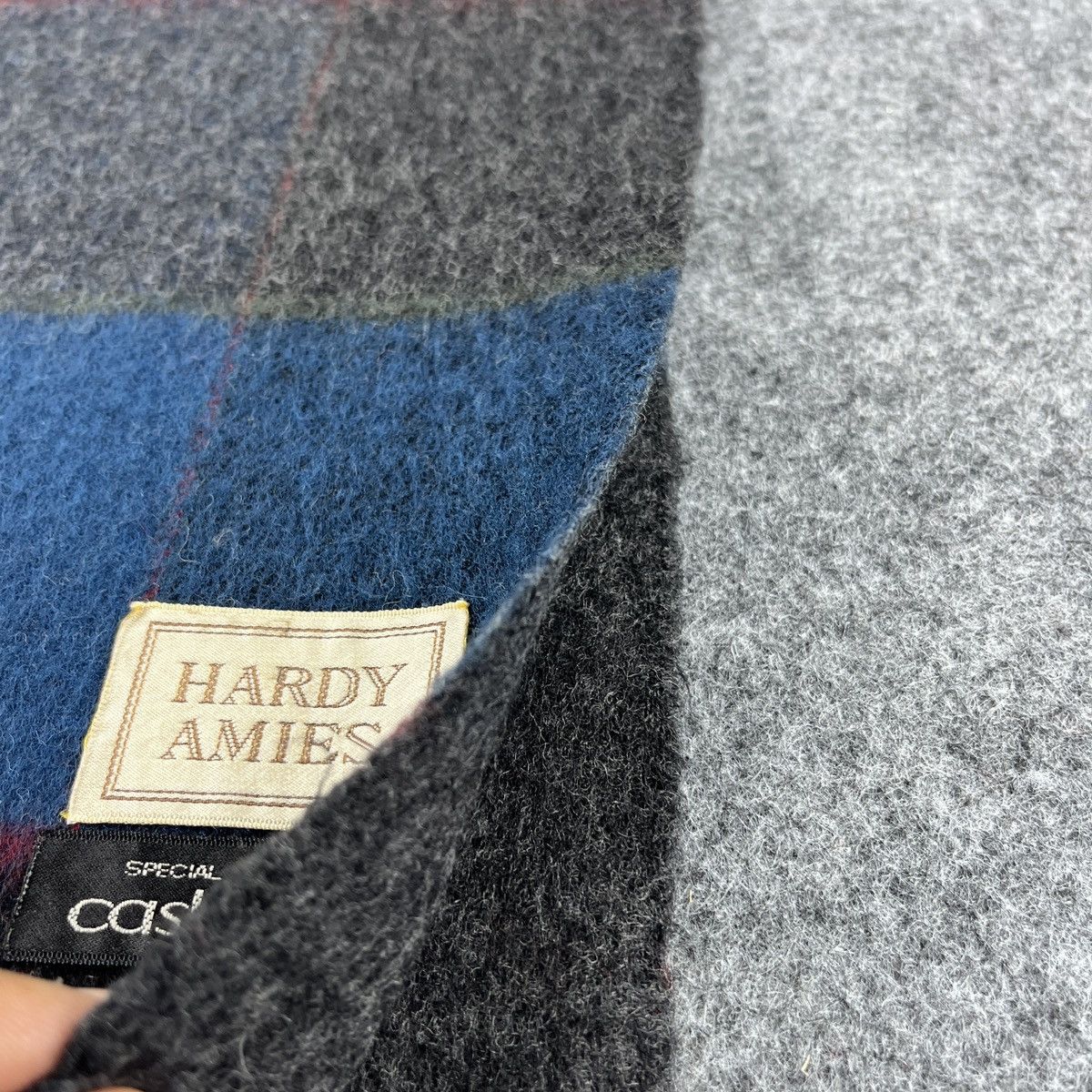 Hardy Amies Hardy Amies Scarf / Muffler / Neckwear T1197 Size ONE SIZE - 9 Thumbnail