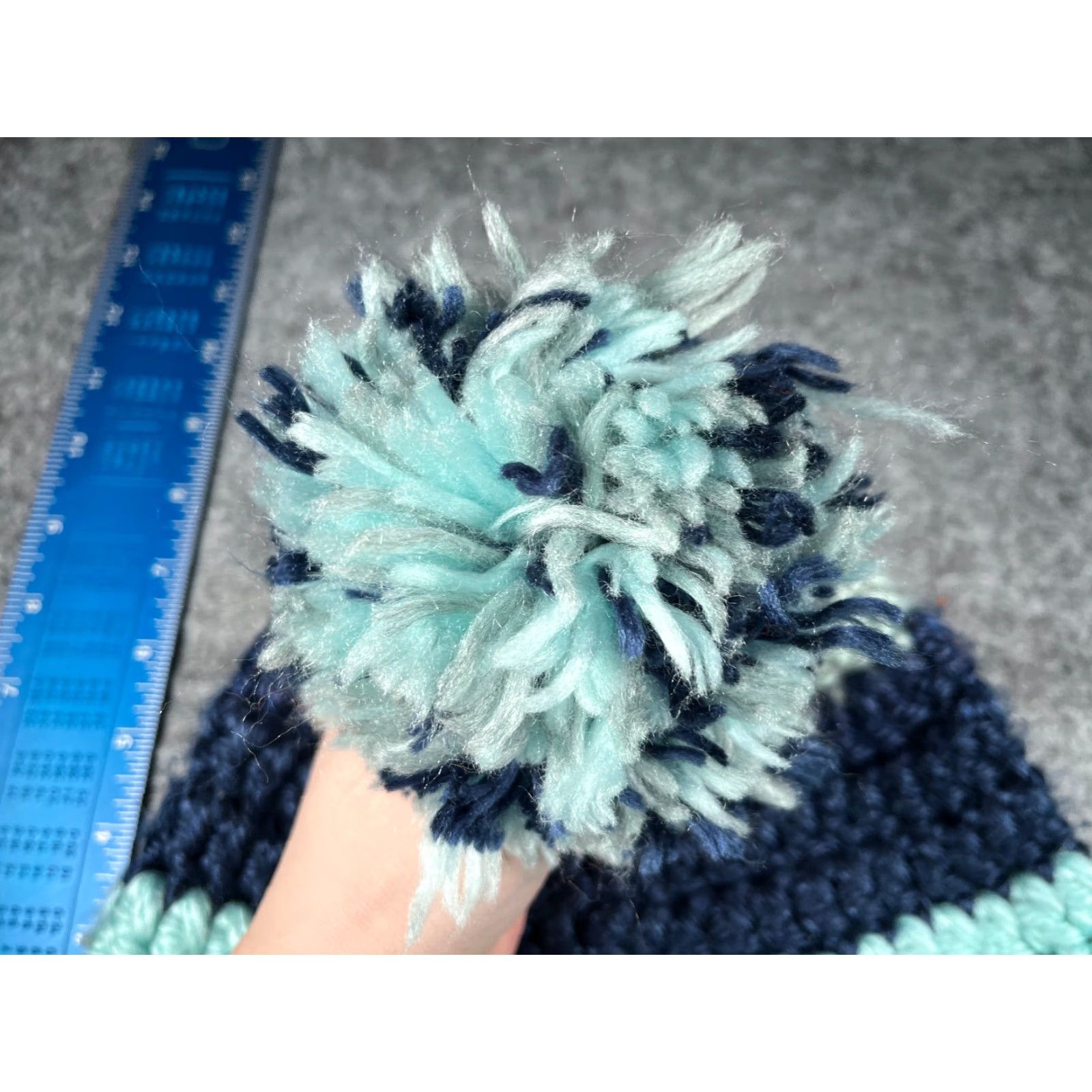 Vintage Beanie Toque Adult One Size Blue Stripe Crochet Knit 100% Acrylic Pom Snow Ski Size ONE SIZE - 3 Thumbnail