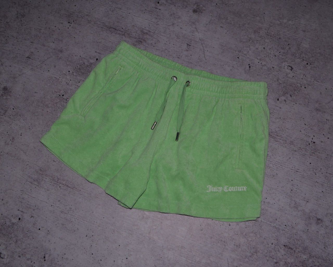 Juicy Couture Juicy couture Shorts Womens Short Size L Size 30" / US 8 / IT 44 - 2 Thumbnail
